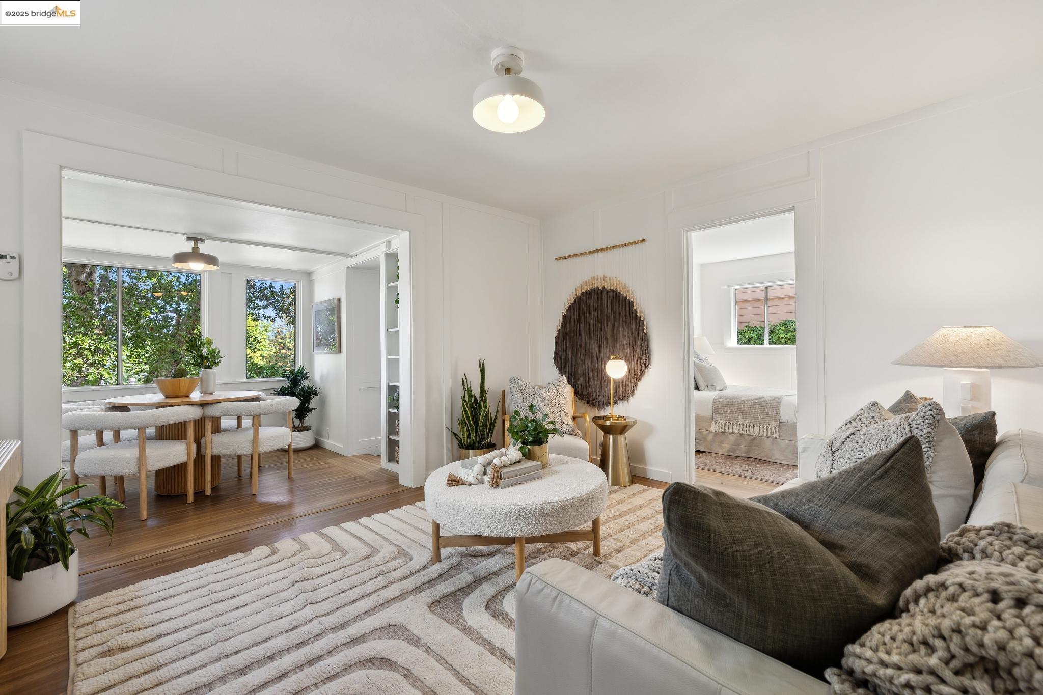 Detail Gallery Image 20 of 31 For 5161 Coronado Ave, Oakland,  CA 94618 - 3 Beds | 2 Baths