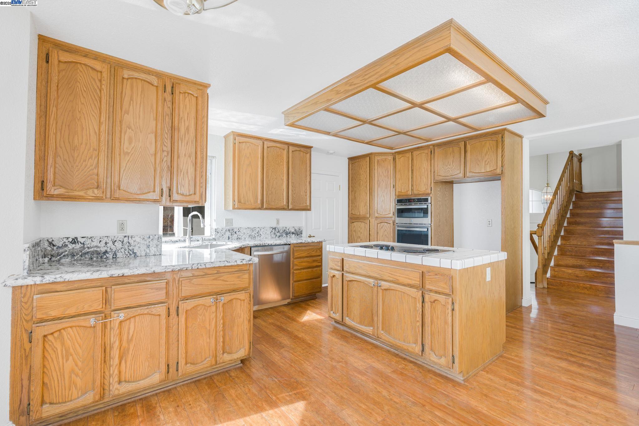 Detail Gallery Image 18 of 50 For 1450 Bluegrass Ln, Tracy,  CA 95377 - 4 Beds | 3 Baths