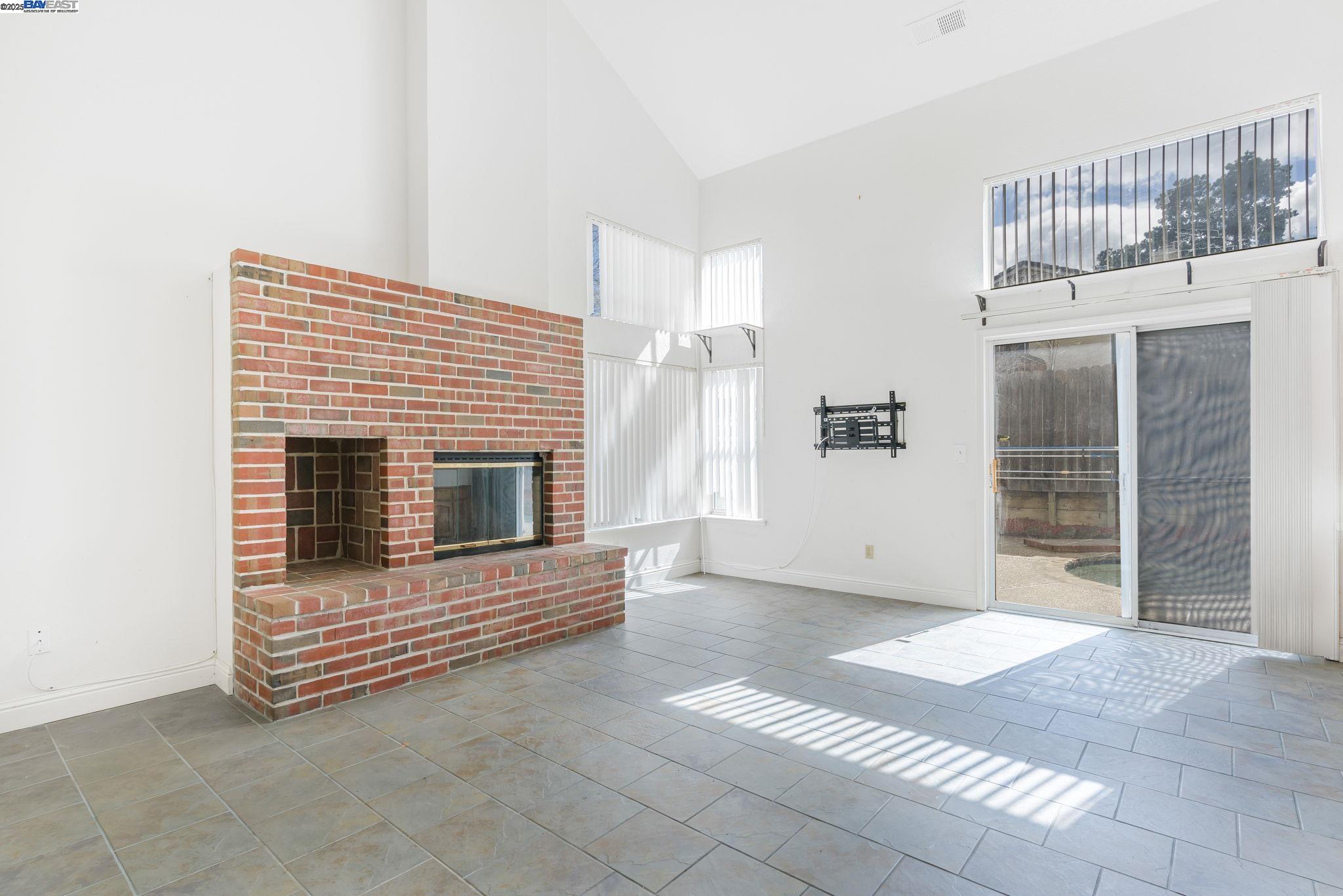 Detail Gallery Image 20 of 50 For 1450 Bluegrass Ln, Tracy,  CA 95377 - 4 Beds | 3 Baths