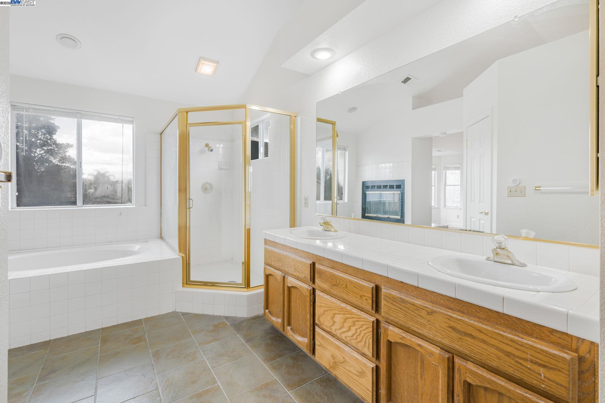 Detail Gallery Image 44 of 50 For 1450 Bluegrass Ln, Tracy,  CA 95377 - 4 Beds | 3 Baths