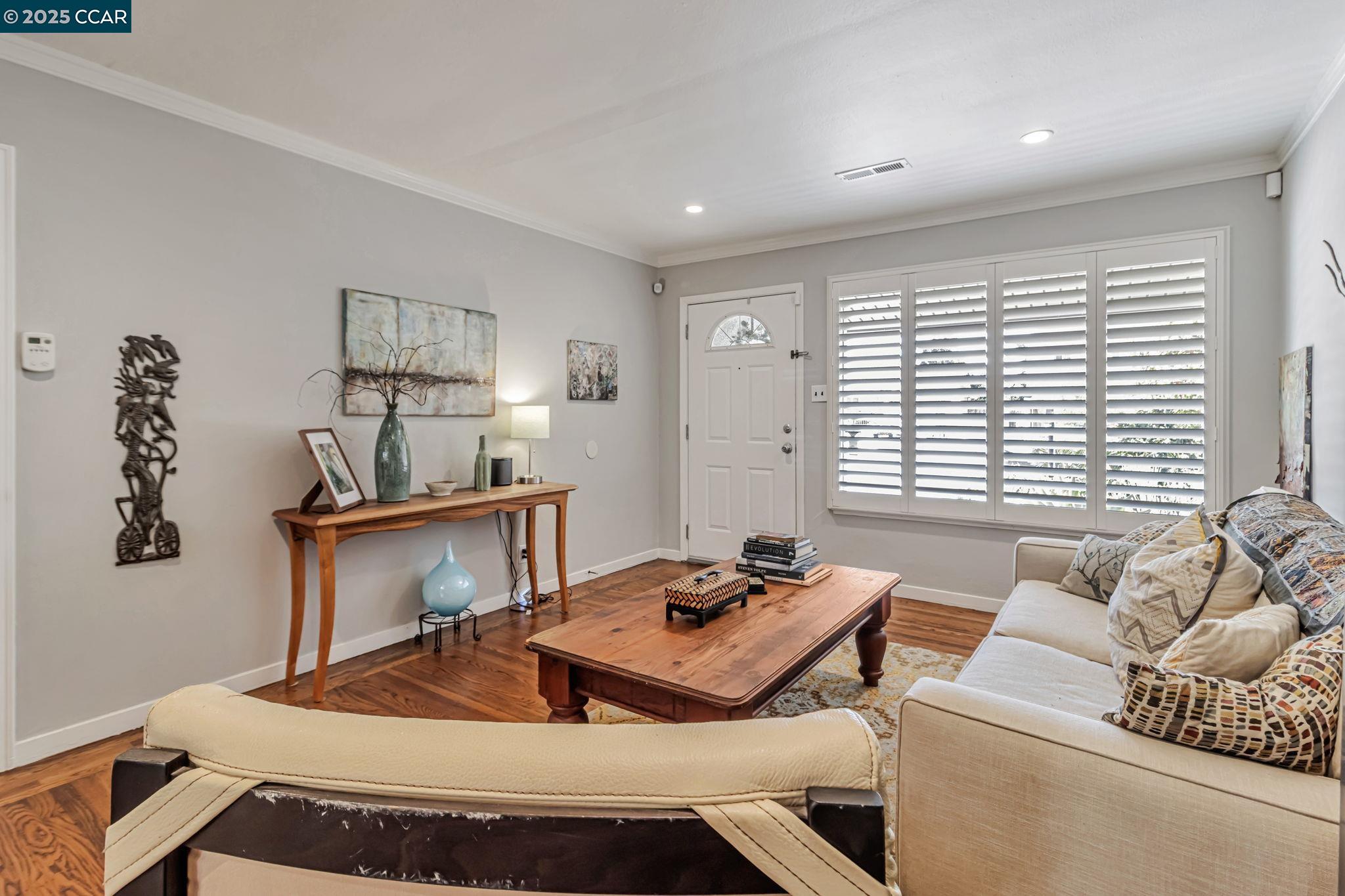 Detail Gallery Image 11 of 48 For 5411 Garvin Ave, Richmond,  CA 94805 - 2 Beds | 2 Baths