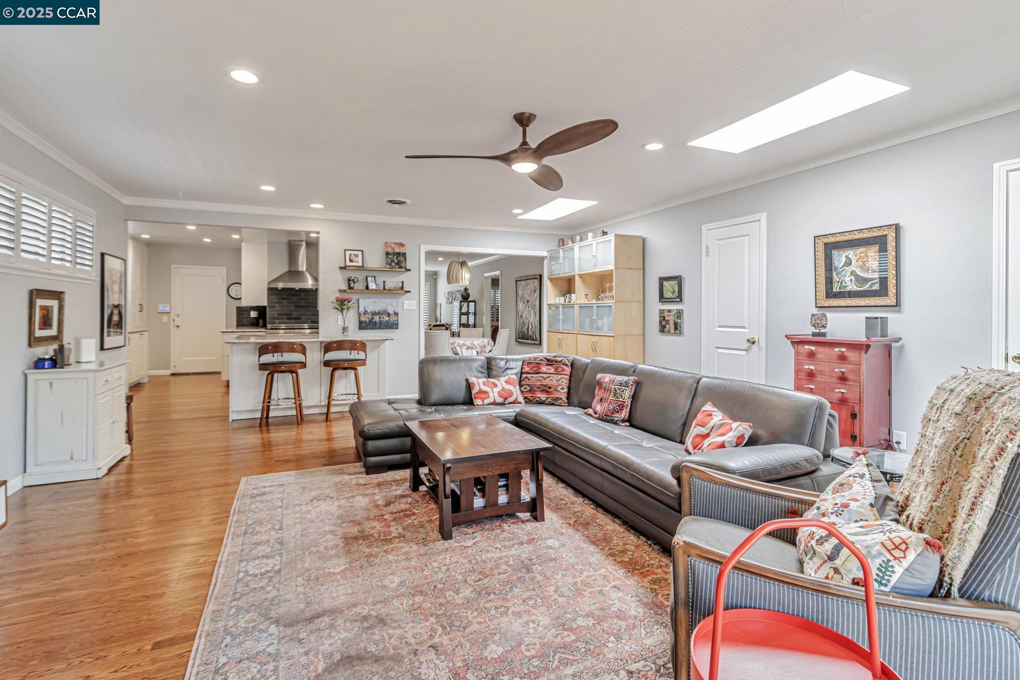 Detail Gallery Image 16 of 48 For 5411 Garvin Ave, Richmond,  CA 94805 - 2 Beds | 2 Baths