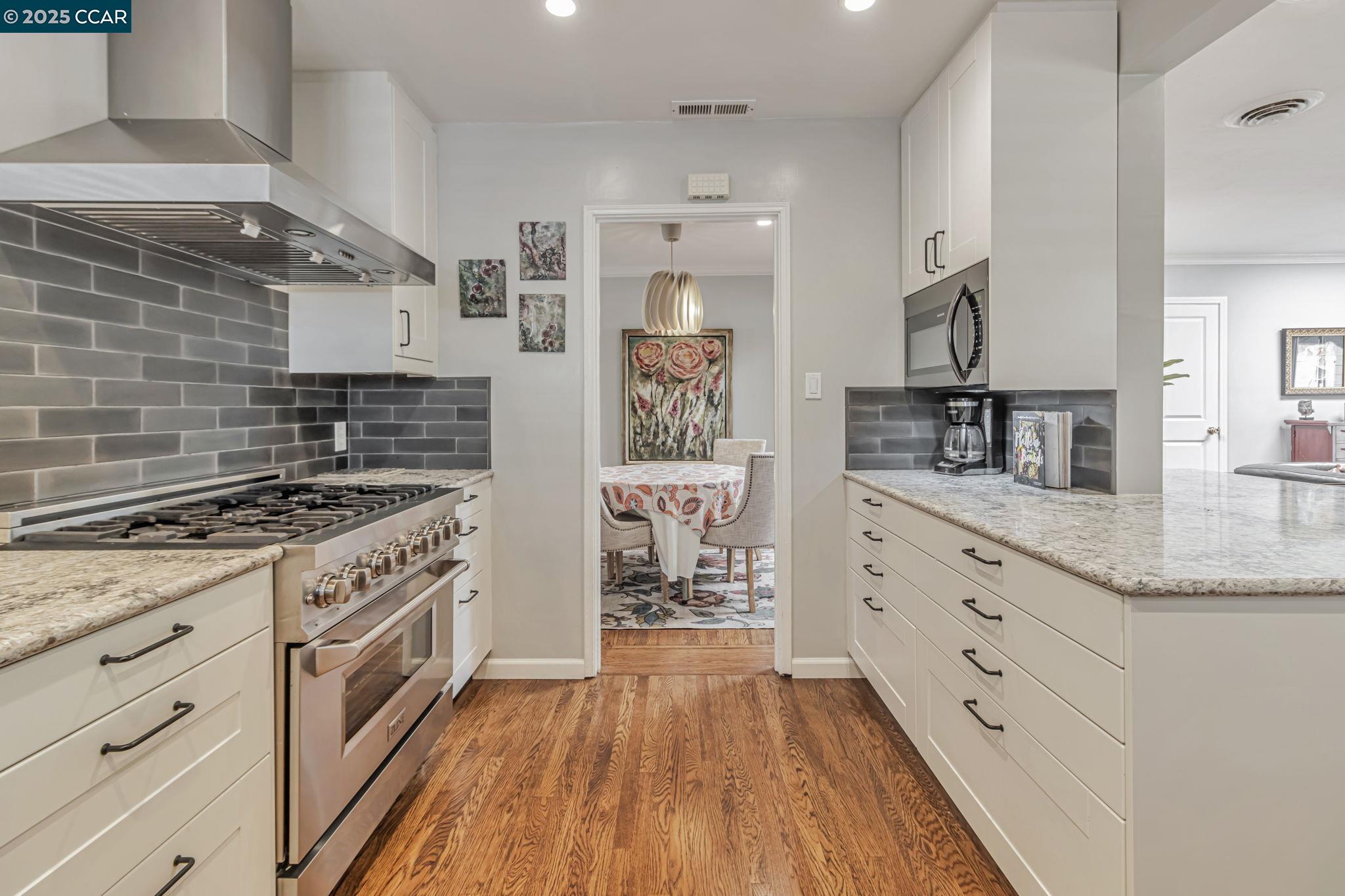 Detail Gallery Image 22 of 48 For 5411 Garvin Ave, Richmond,  CA 94805 - 2 Beds | 2 Baths