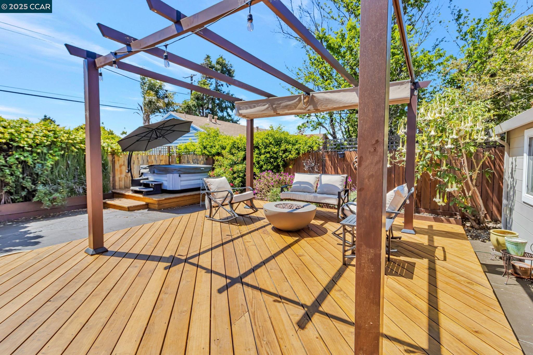Detail Gallery Image 32 of 48 For 5411 Garvin Ave, Richmond,  CA 94805 - 2 Beds | 2 Baths