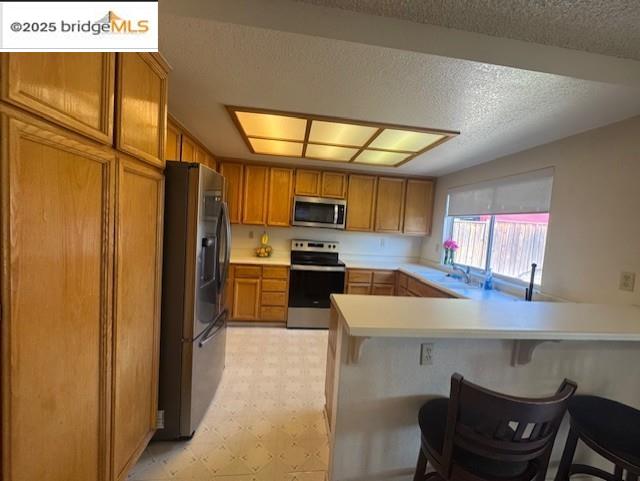 Detail Gallery Image 8 of 20 For 1961 Hemlock Drive, Oakley,  CA 94561-2211 - 3 Beds | 2 Baths
