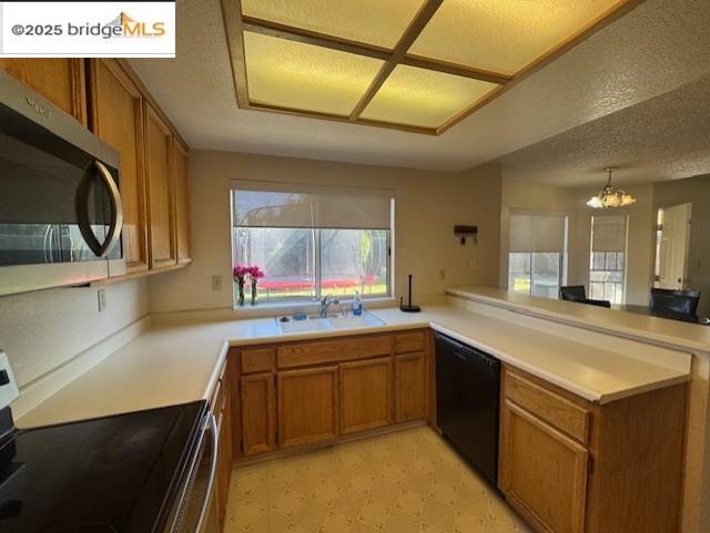 Detail Gallery Image 10 of 20 For 1961 Hemlock Drive, Oakley,  CA 94561-2211 - 3 Beds | 2 Baths