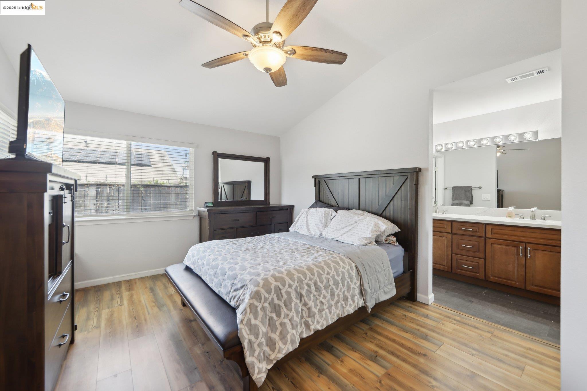 Detail Gallery Image 9 of 31 For 2118 Connie Ln, Oakley,  CA 94561 - 3 Beds | 2 Baths