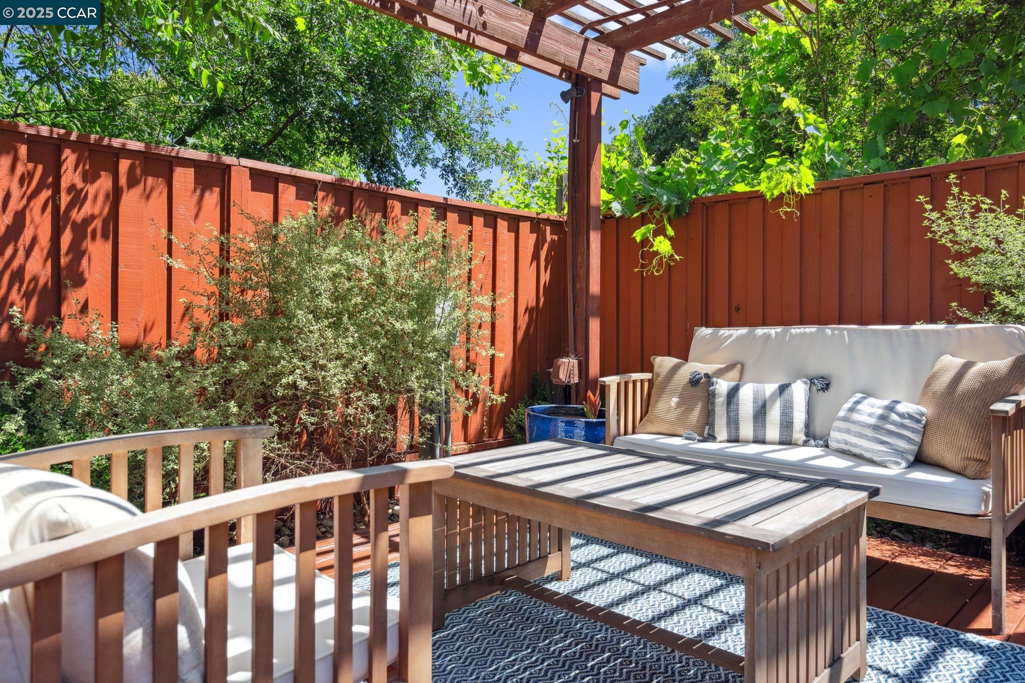 Detail Gallery Image 43 of 51 For 72 Kathryn Dr, Pleasant Hill,  CA 94523 - 3 Beds | 1 Baths