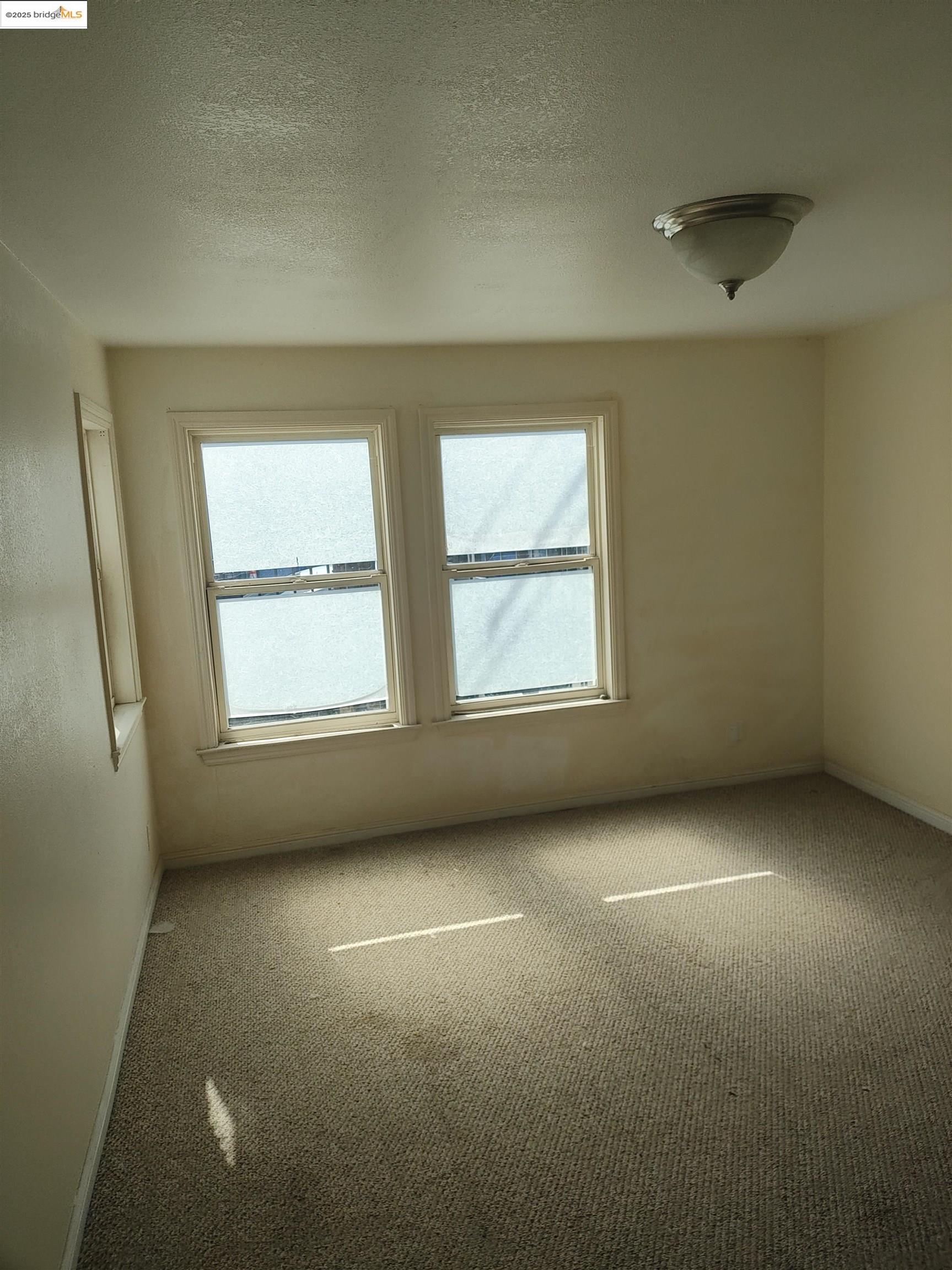 Detail Gallery Image 6 of 11 For 3532 San Leandro St, Oakland,  CA 94601 - – Beds | – Baths