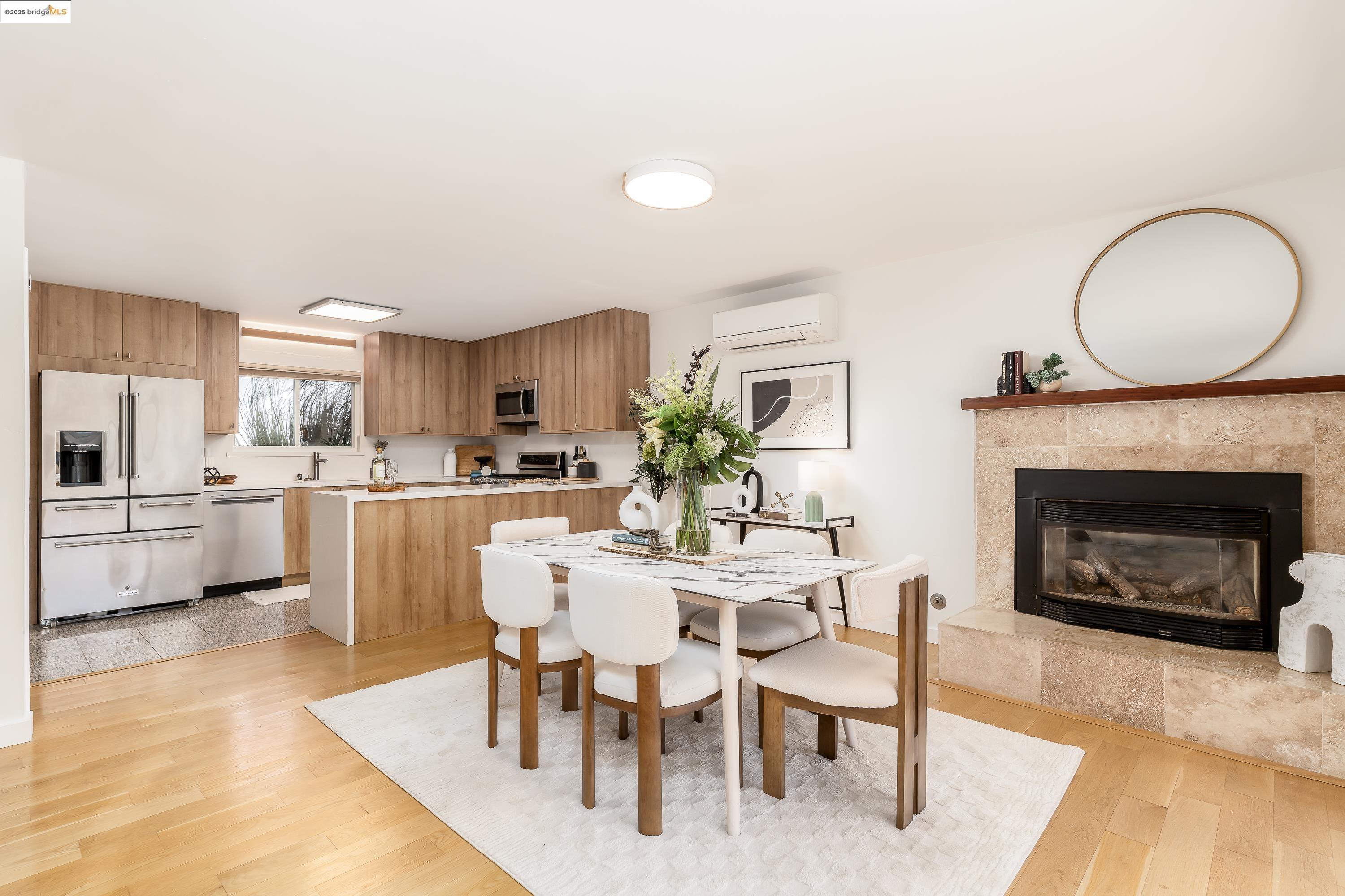 Detail Gallery Image 23 of 60 For 2086 Costa Ct, Pinole,  CA 94564 - 3 Beds | 2/1 Baths