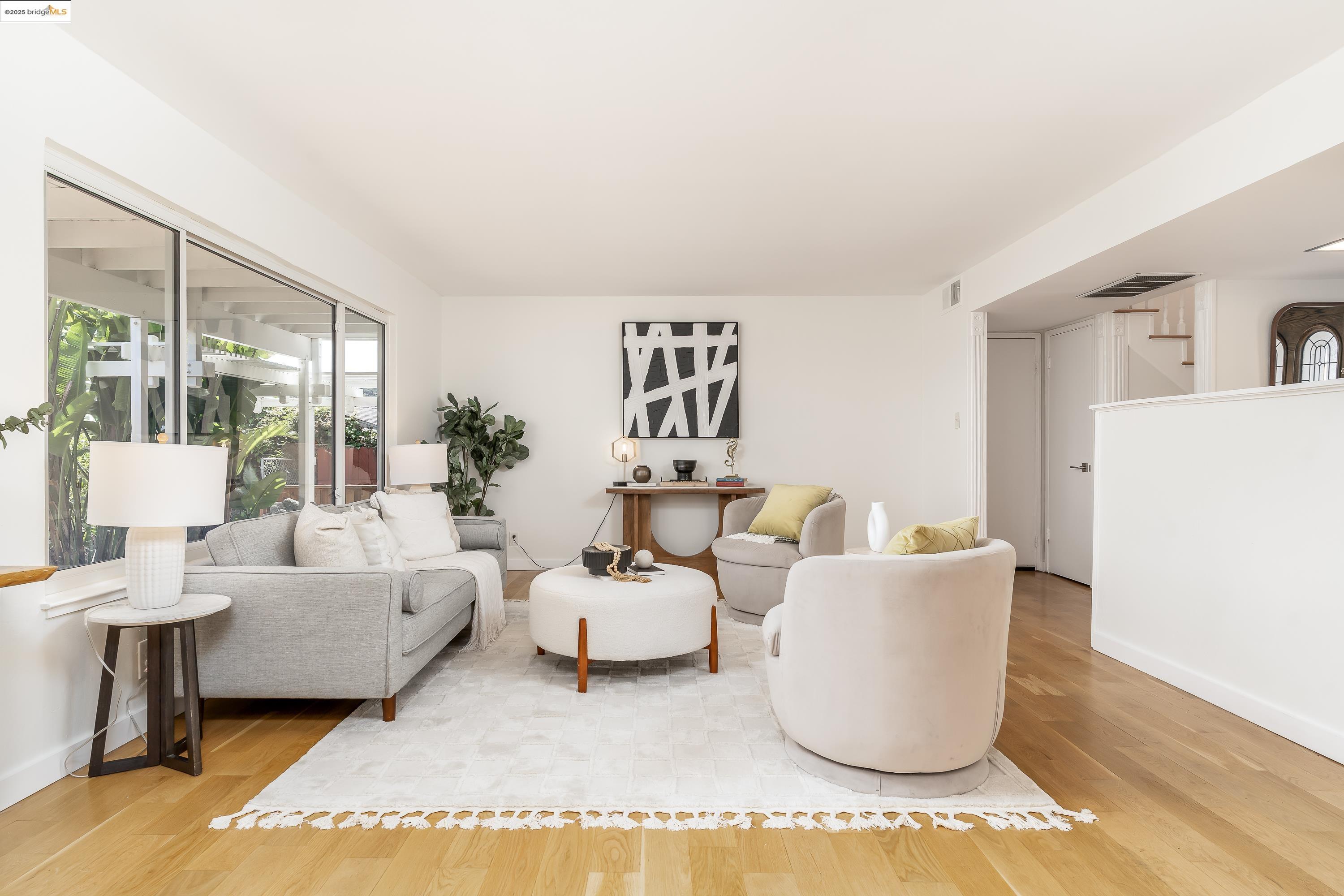 Detail Gallery Image 27 of 60 For 2086 Costa Ct, Pinole,  CA 94564 - 3 Beds | 2/1 Baths