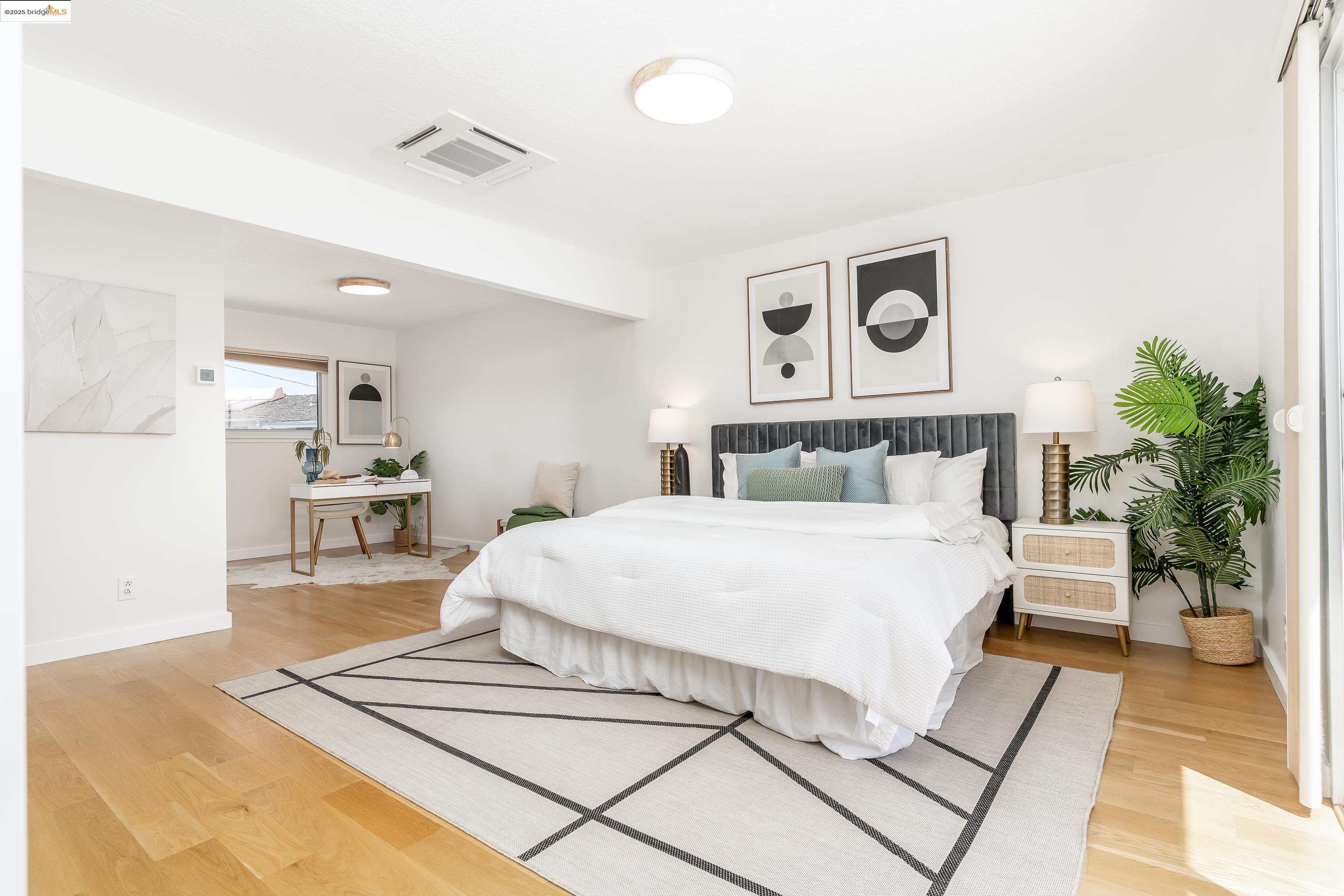 Detail Gallery Image 30 of 60 For 2086 Costa Ct, Pinole,  CA 94564 - 3 Beds | 2/1 Baths