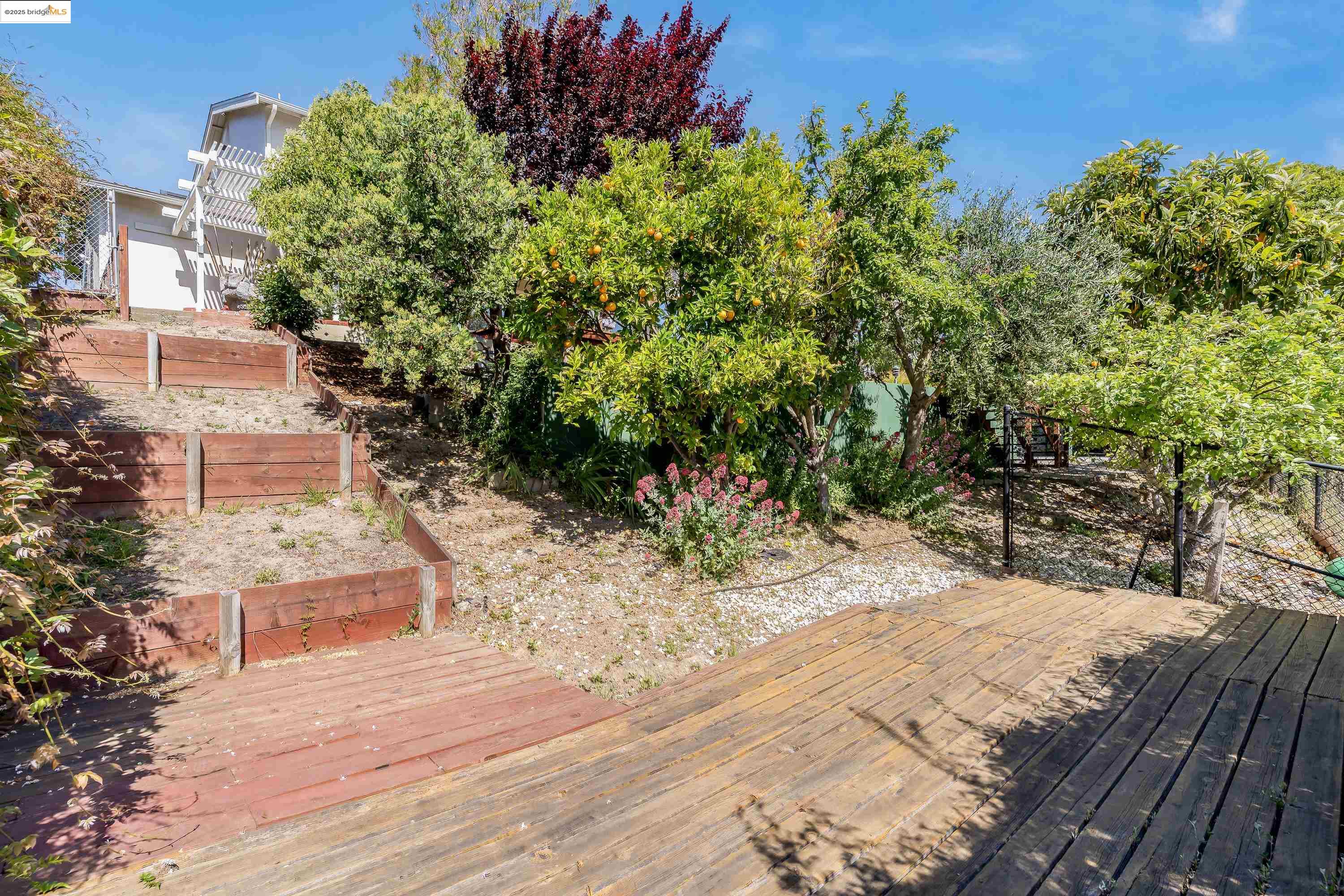 Detail Gallery Image 55 of 60 For 2086 Costa Ct, Pinole,  CA 94564 - 3 Beds | 2/1 Baths