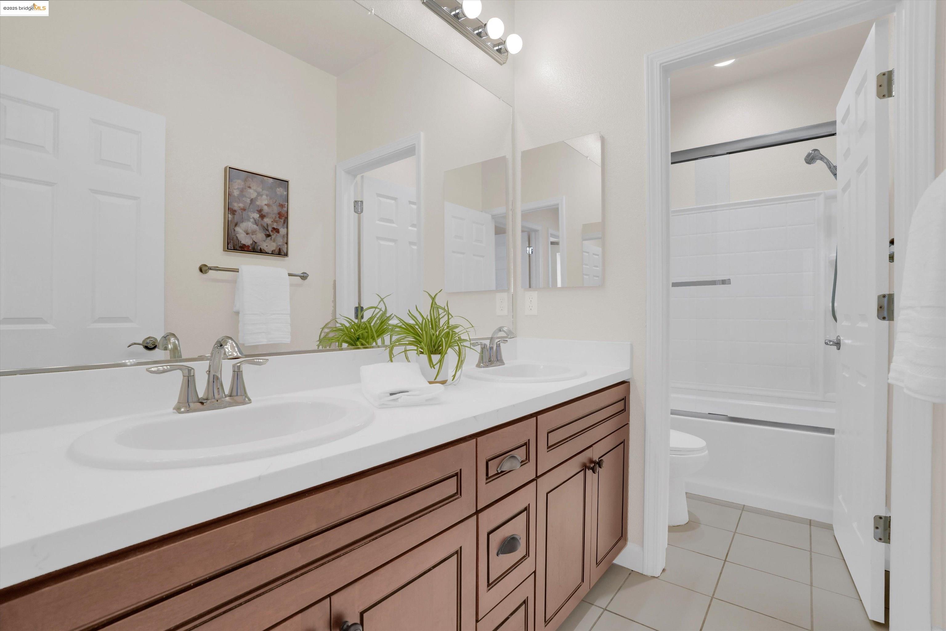 Detail Gallery Image 22 of 46 For 5522 Pinnacle View Way, Antioch,  CA 94531 - 4 Beds | 2 Baths