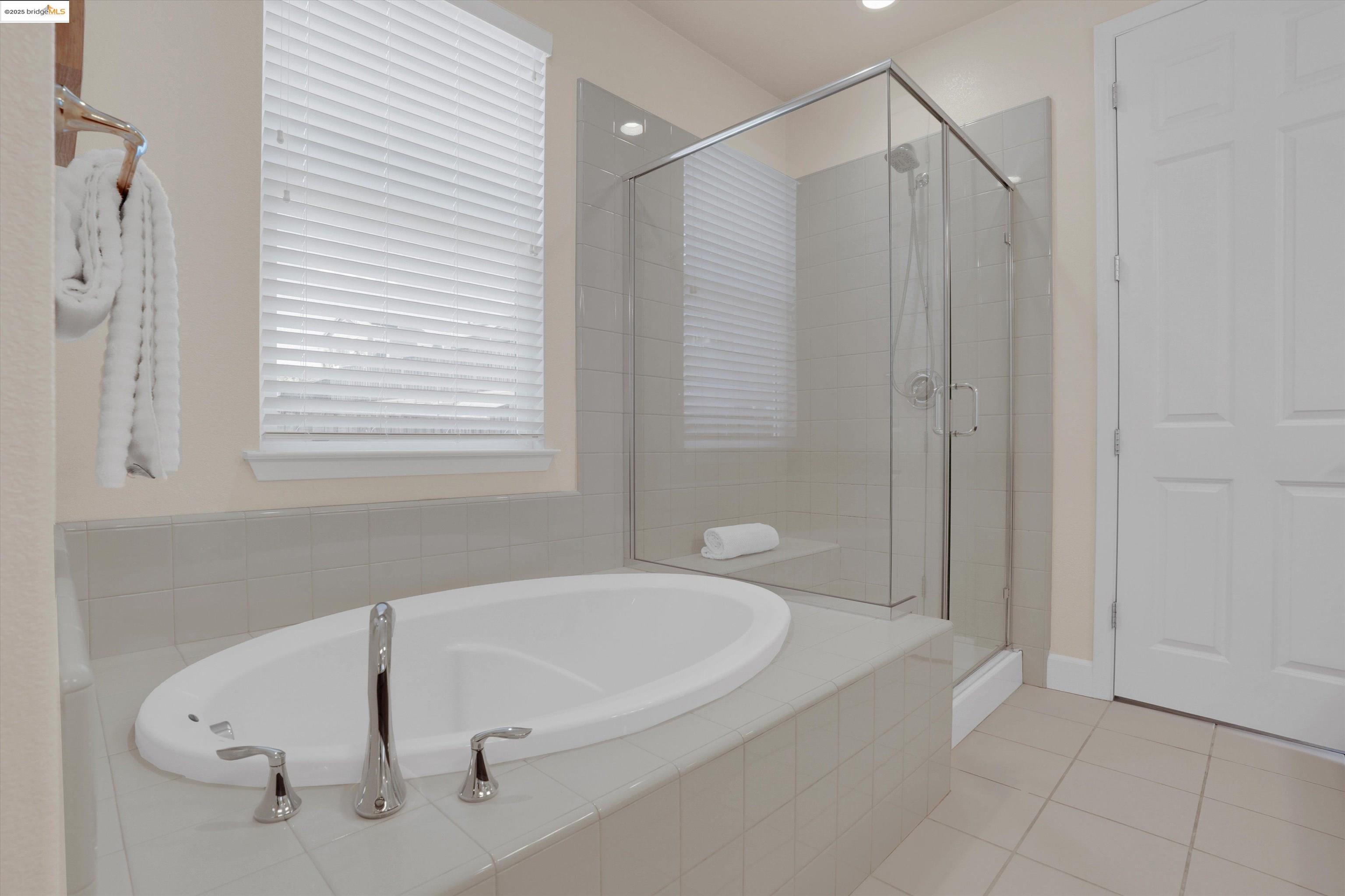 Detail Gallery Image 29 of 46 For 5522 Pinnacle View Way, Antioch,  CA 94531 - 4 Beds | 2 Baths