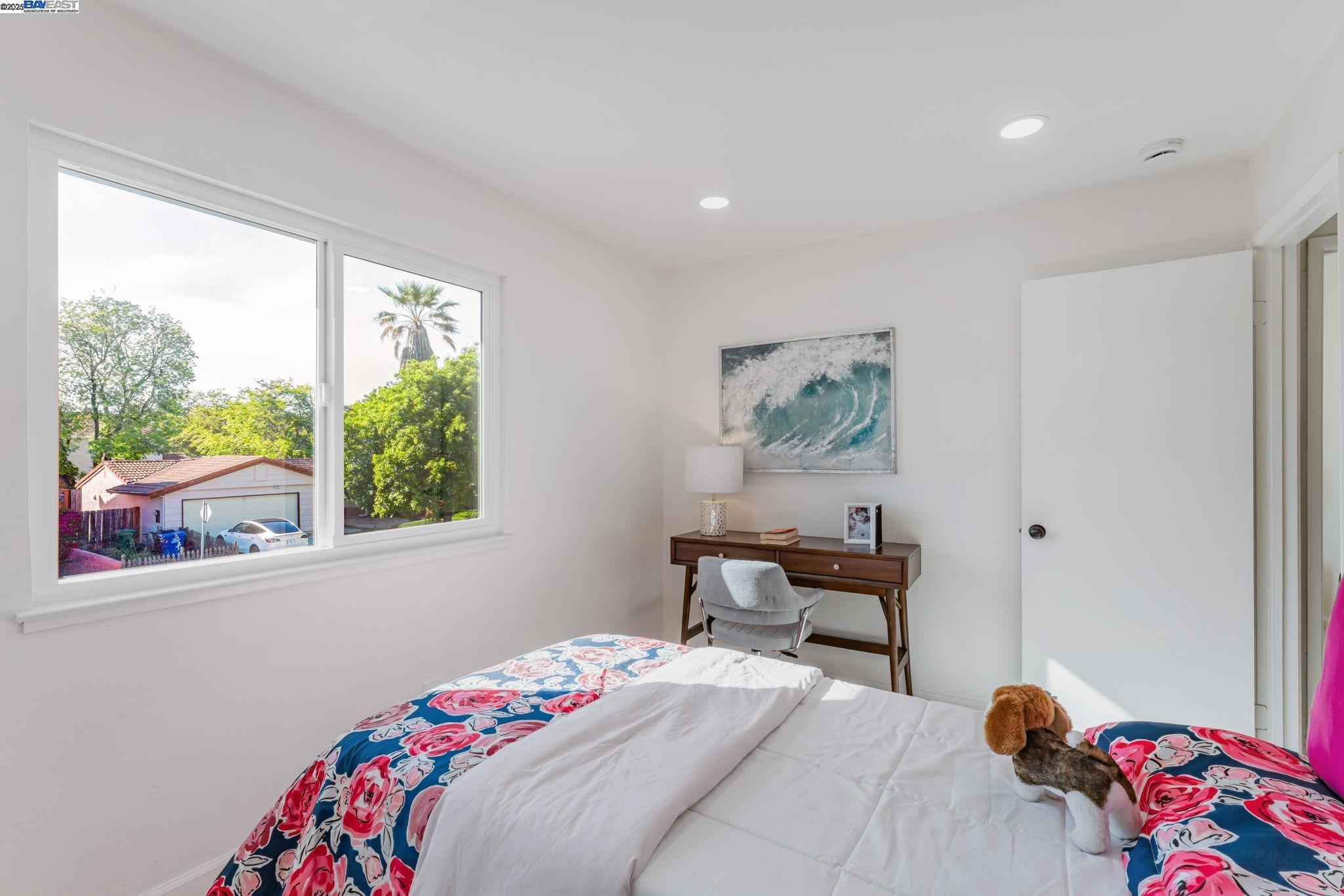 Detail Gallery Image 23 of 47 For 3856 Jacana Lake Ct, Fremont,  CA 94555 - 3 Beds | 2/1 Baths