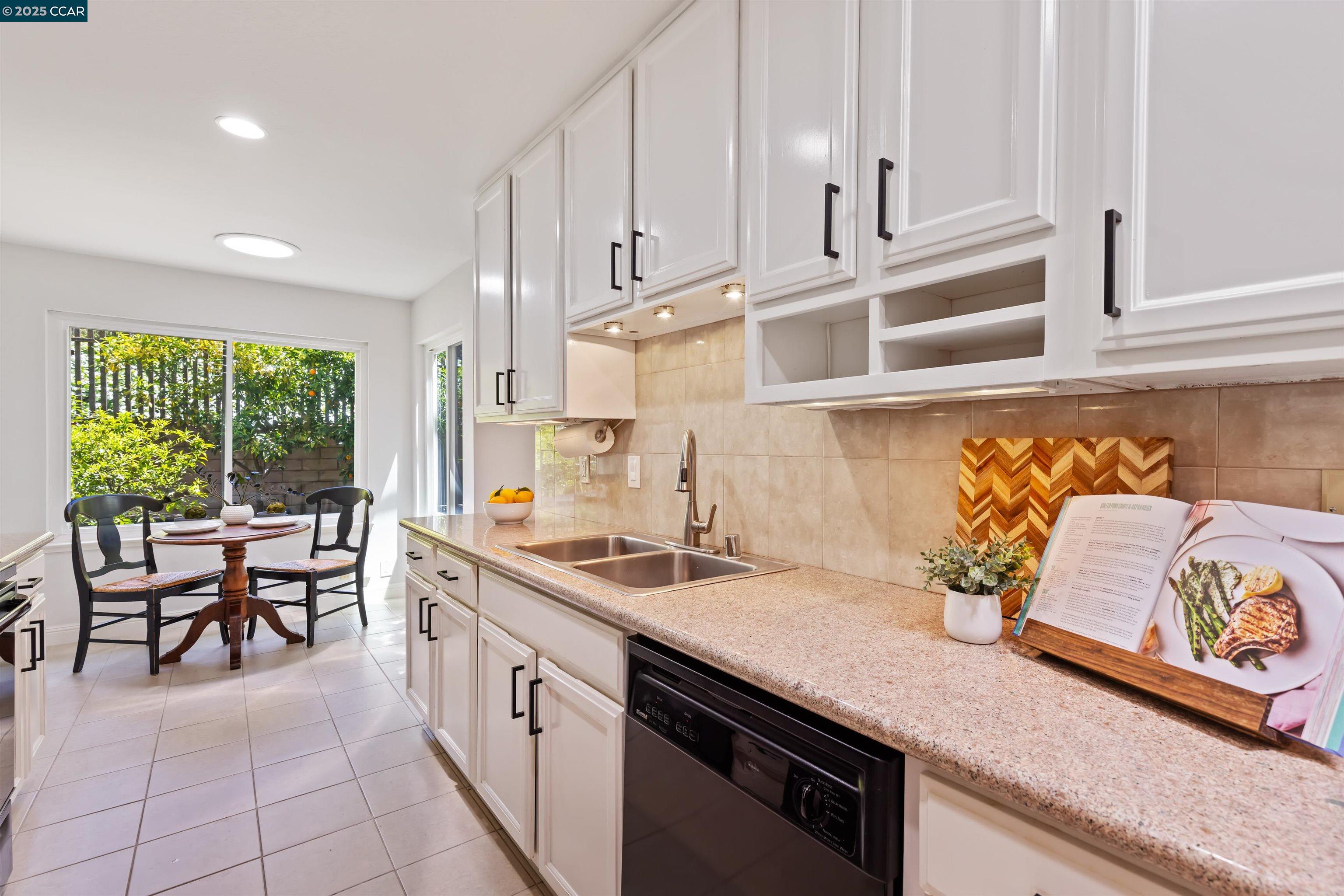 Photo #15: 41097435 Listing: Photo #15
