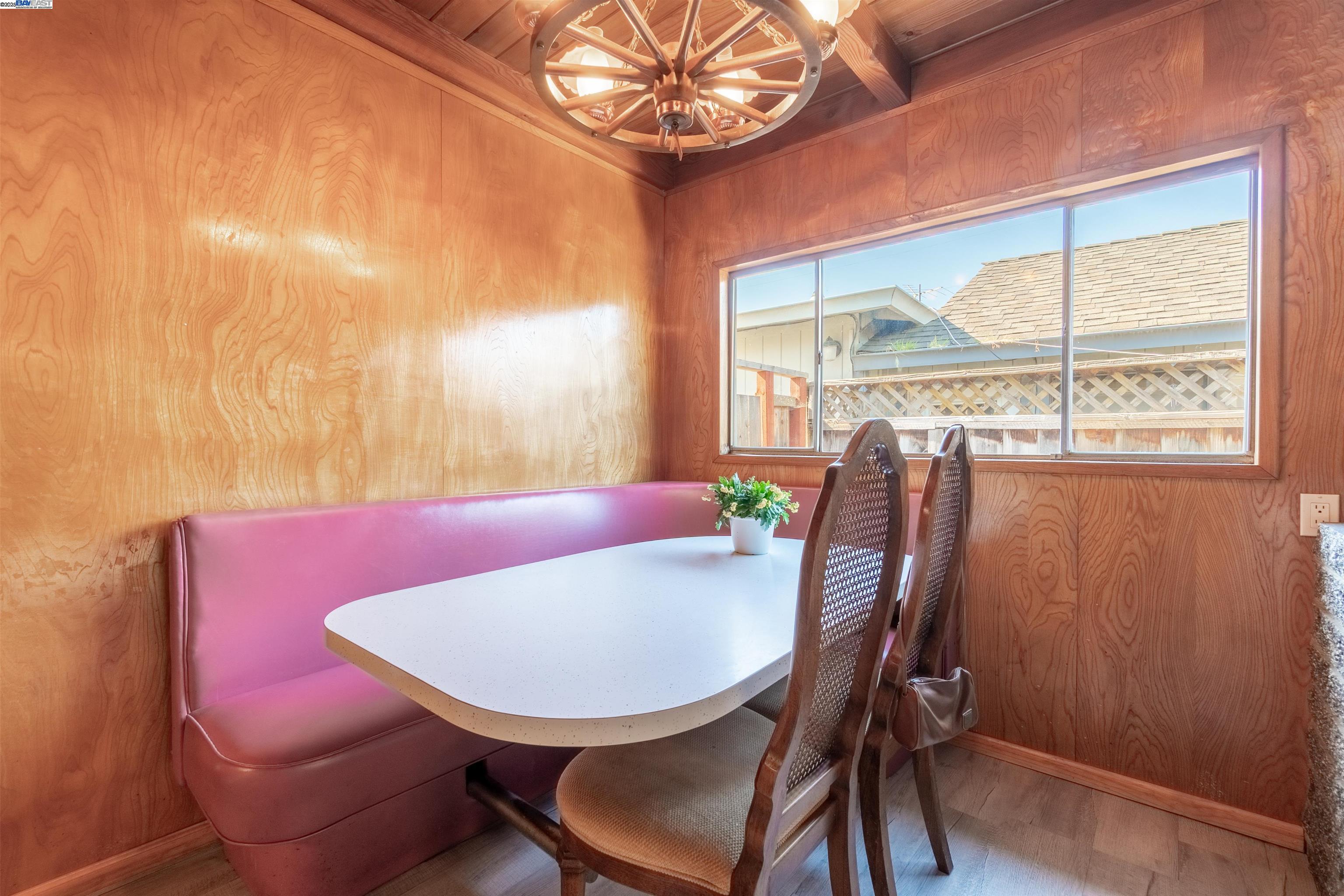 Detail Gallery Image 11 of 25 For 15204 Norton St, San Leandro,  CA 94579 - 3 Beds | 1/1 Baths