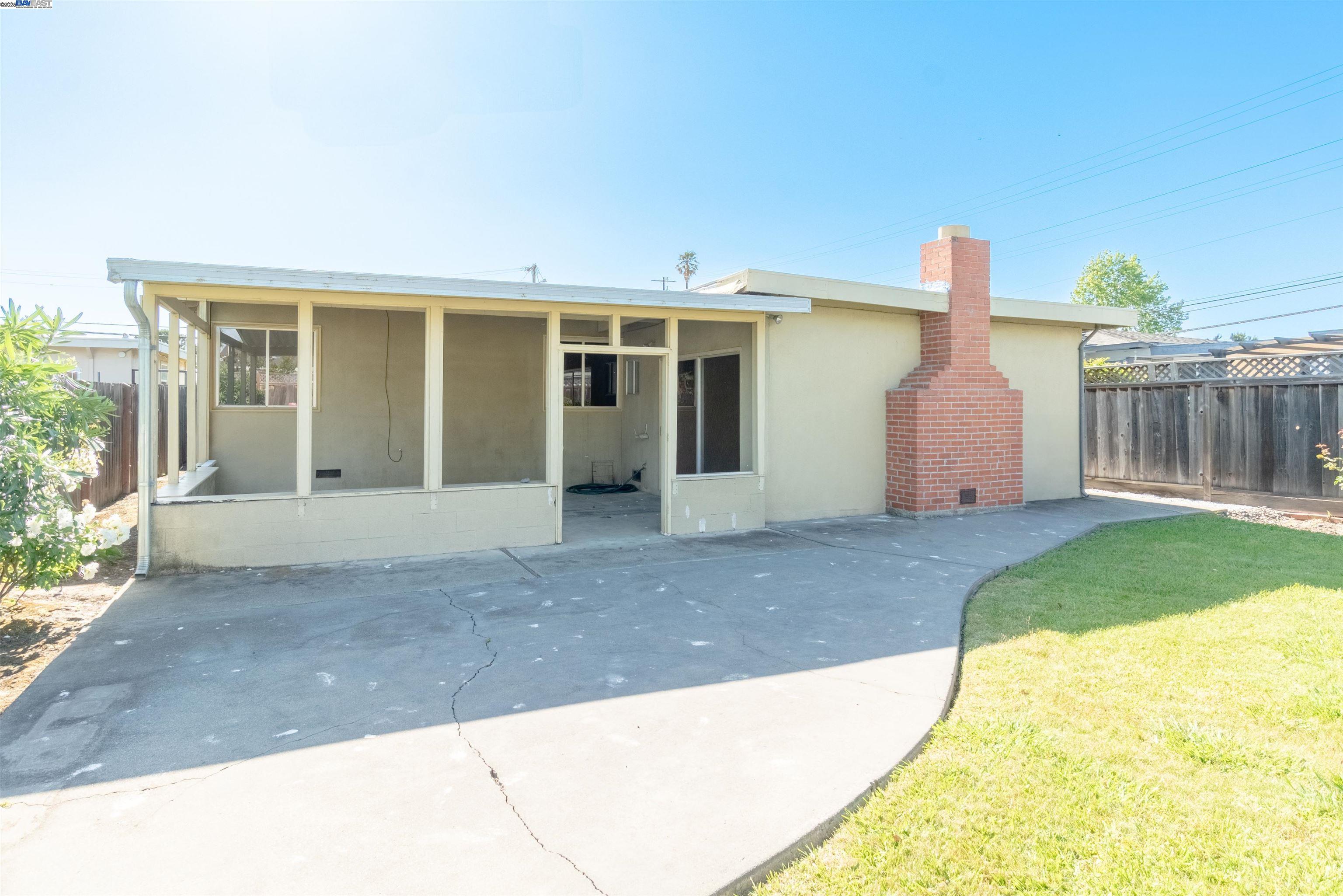 Detail Gallery Image 25 of 25 For 15204 Norton St, San Leandro,  CA 94579 - 3 Beds | 1/1 Baths