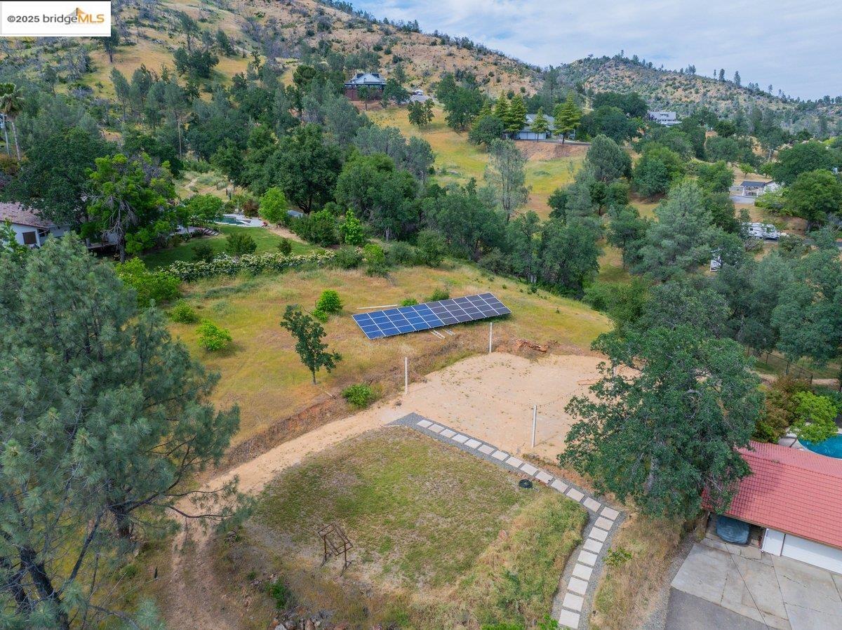 Detail Gallery Image 7 of 36 For 15086 Vista Knolls, Redding,  CA 96001 - 5 Beds | 2/1 Baths