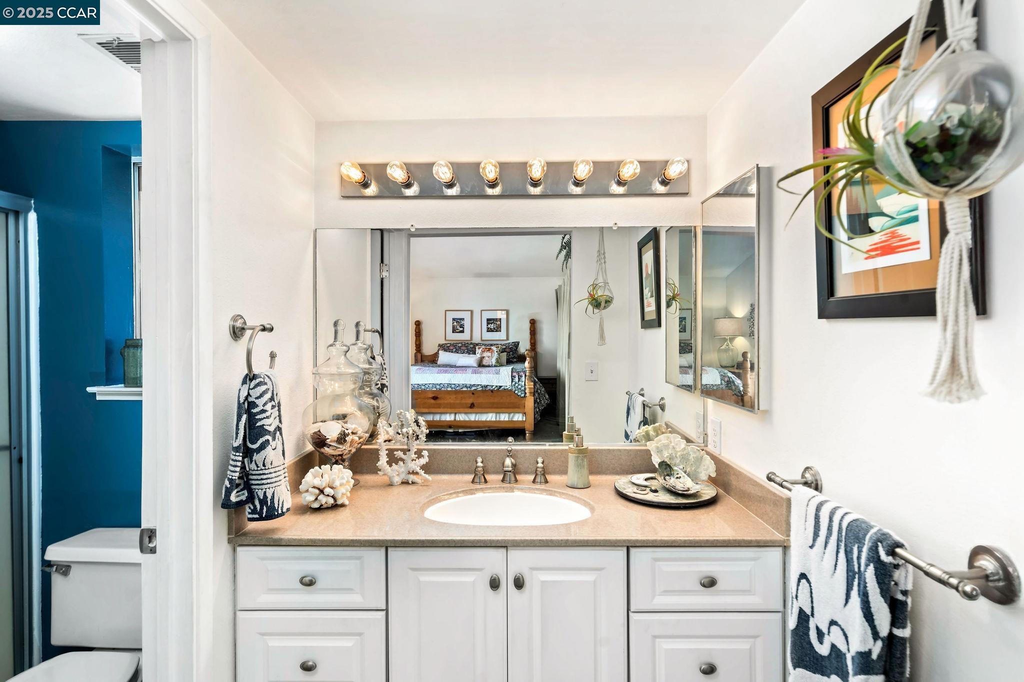 Detail Gallery Image 29 of 55 For 108 Sunnyglen Dr, Vallejo,  CA 94591 - 4 Beds | 2/1 Baths