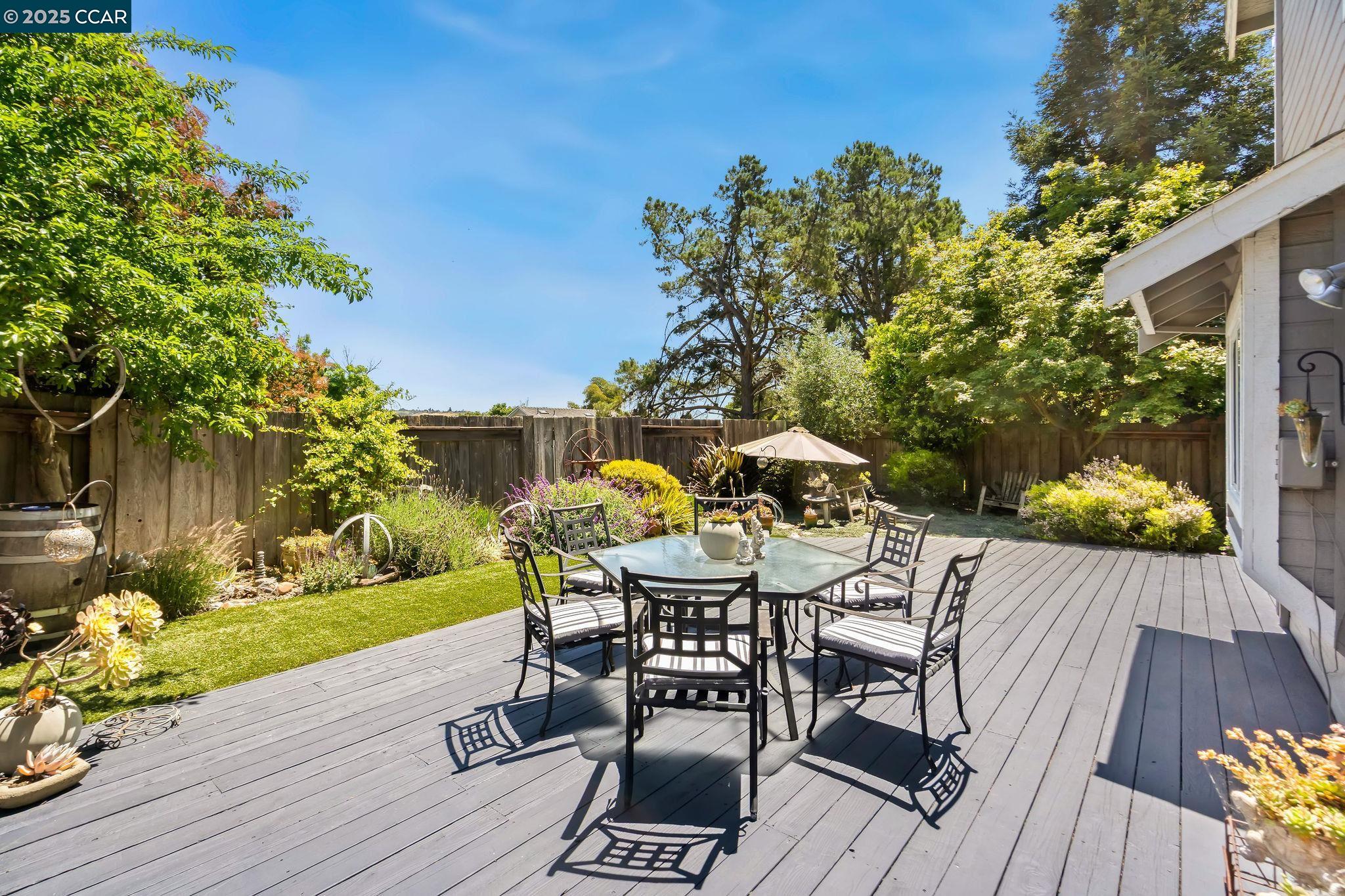 Detail Gallery Image 32 of 55 For 108 Sunnyglen Dr, Vallejo,  CA 94591 - 4 Beds | 2/1 Baths