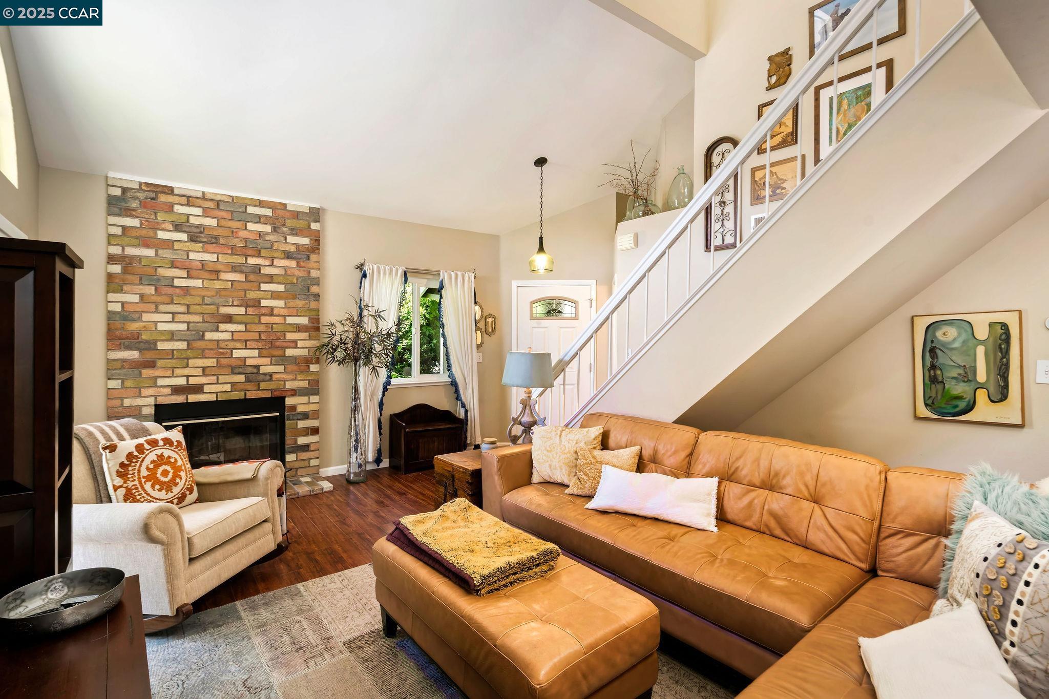 Detail Gallery Image 6 of 55 For 108 Sunnyglen Dr, Vallejo,  CA 94591 - 4 Beds | 2/1 Baths