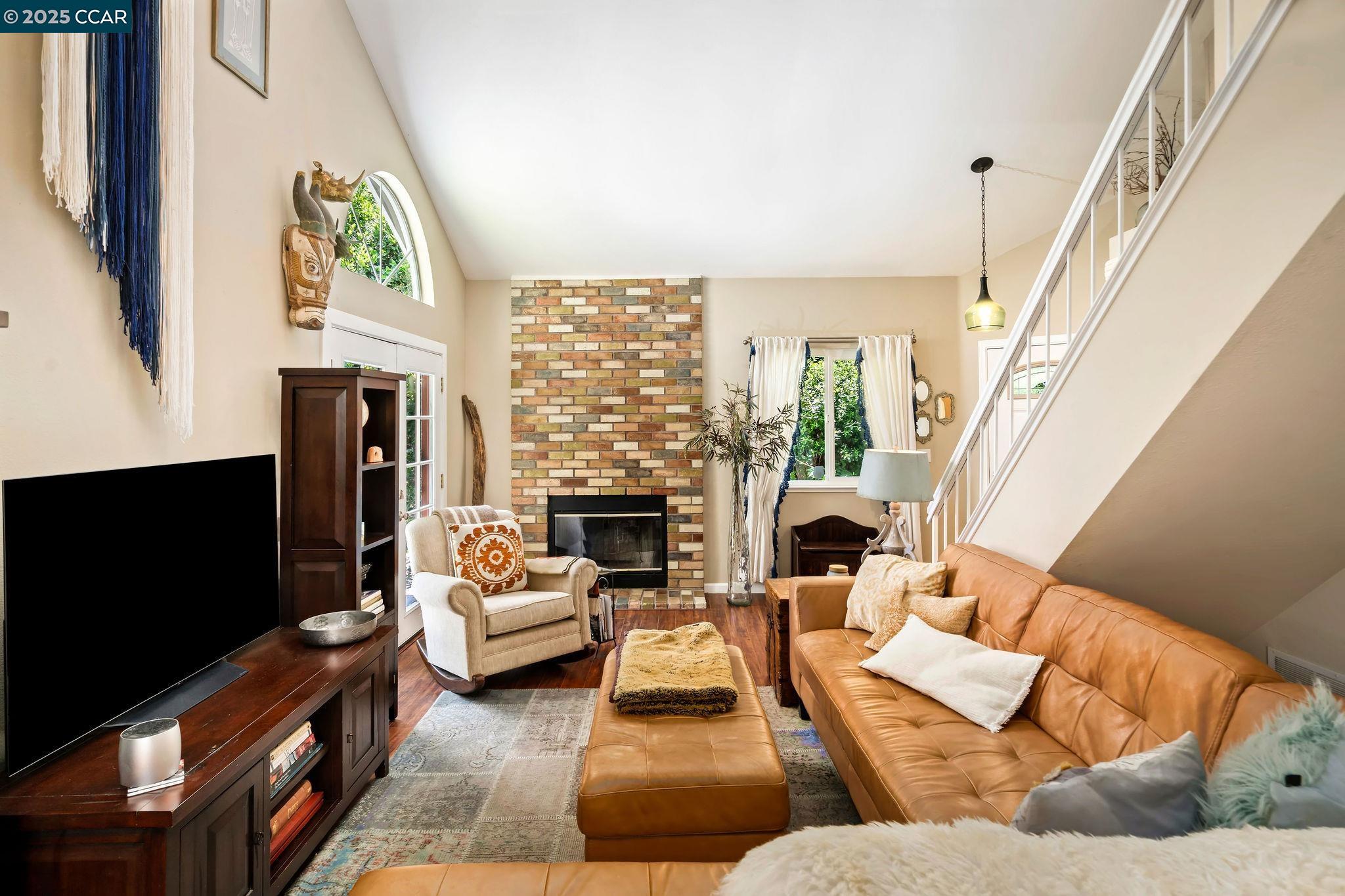 Detail Gallery Image 8 of 55 For 108 Sunnyglen Dr, Vallejo,  CA 94591 - 4 Beds | 2/1 Baths