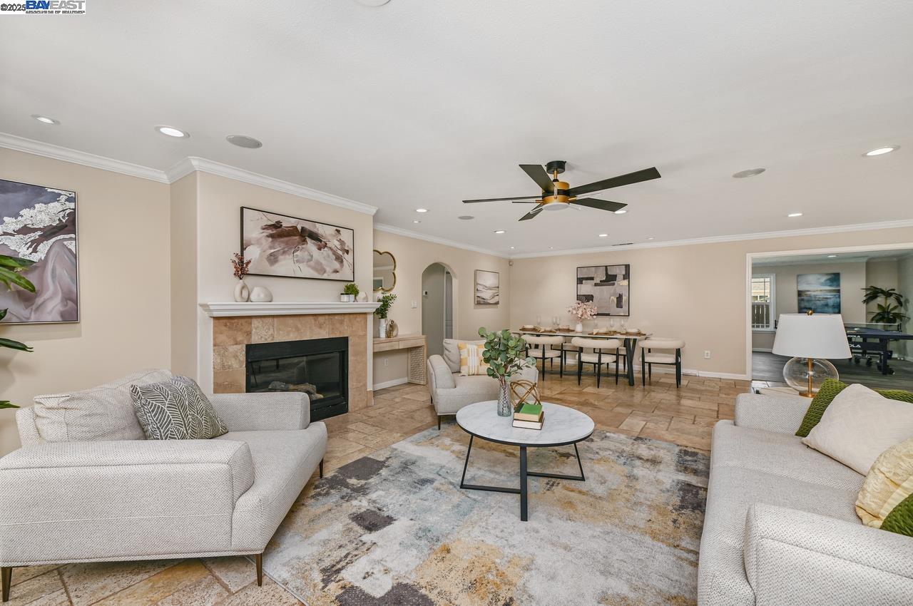 Detail Gallery Image 12 of 60 For 3370 Gardella Plz, Livermore,  CA 94551 - 5 Beds | 3 Baths