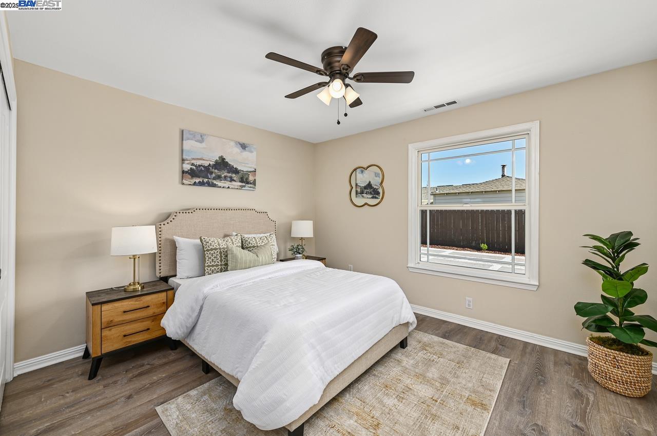 Detail Gallery Image 28 of 60 For 3370 Gardella Plz, Livermore,  CA 94551 - 5 Beds | 3 Baths