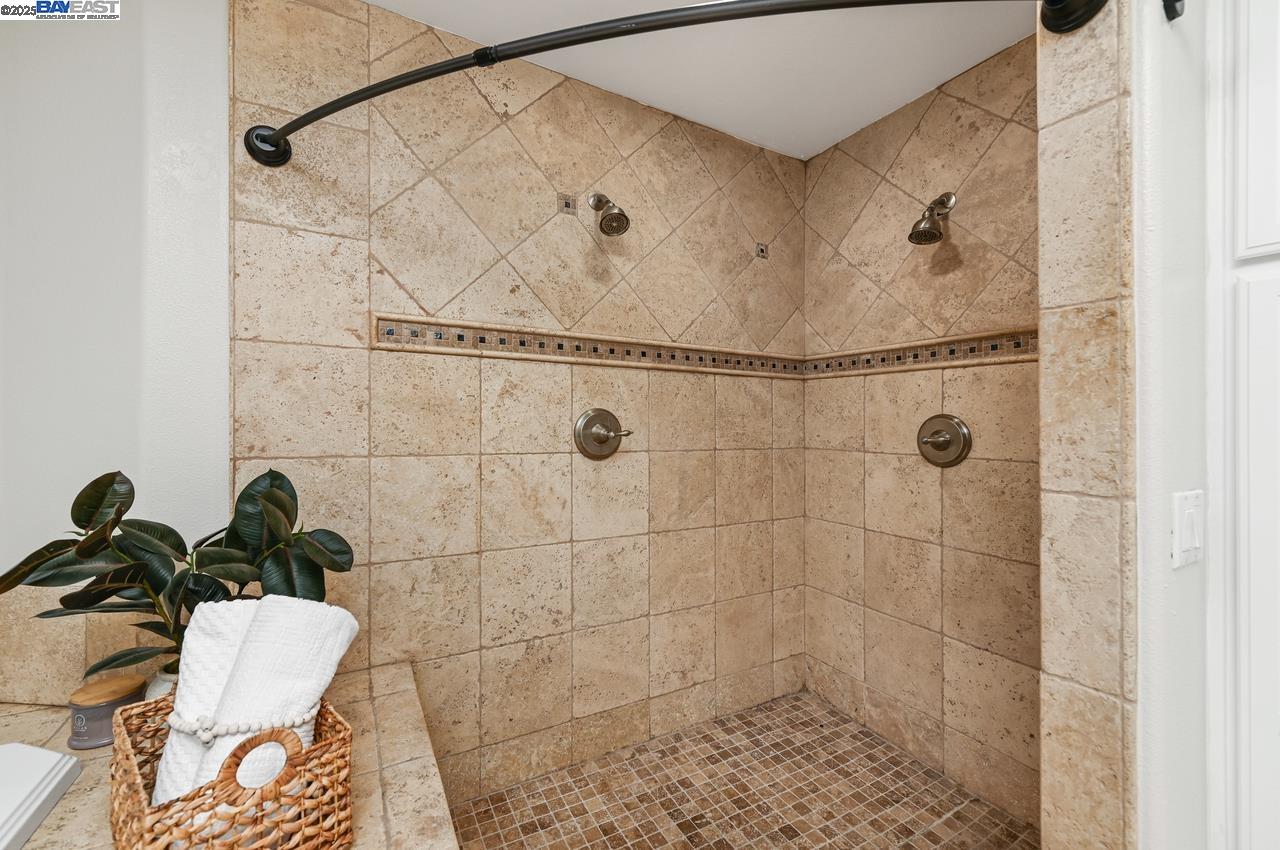Detail Gallery Image 40 of 60 For 3370 Gardella Plz, Livermore,  CA 94551 - 5 Beds | 3 Baths