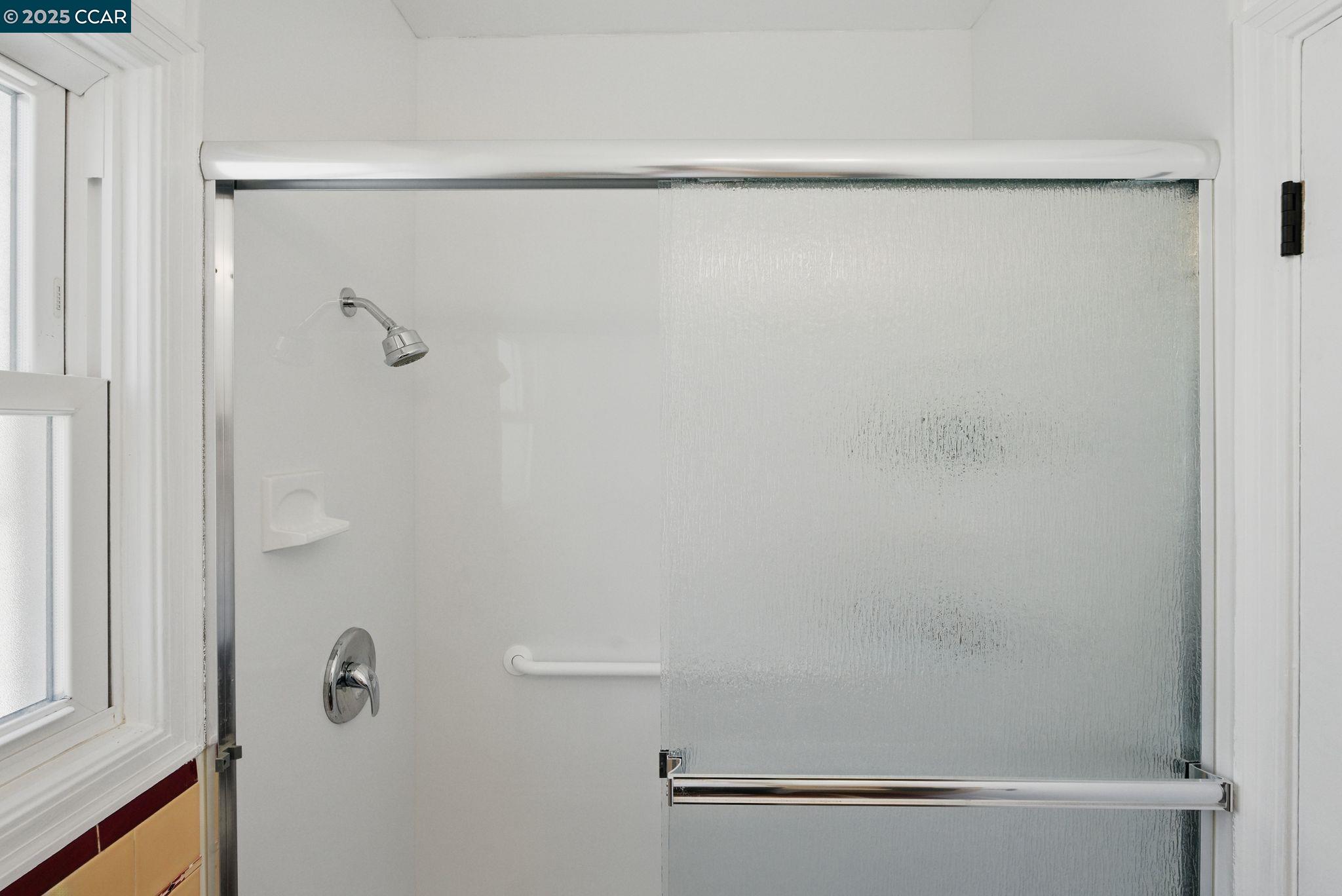 Detail Gallery Image 25 of 53 For 714 Talbot Ave, Albany,  CA 94706 - 2 Beds | 1 Baths