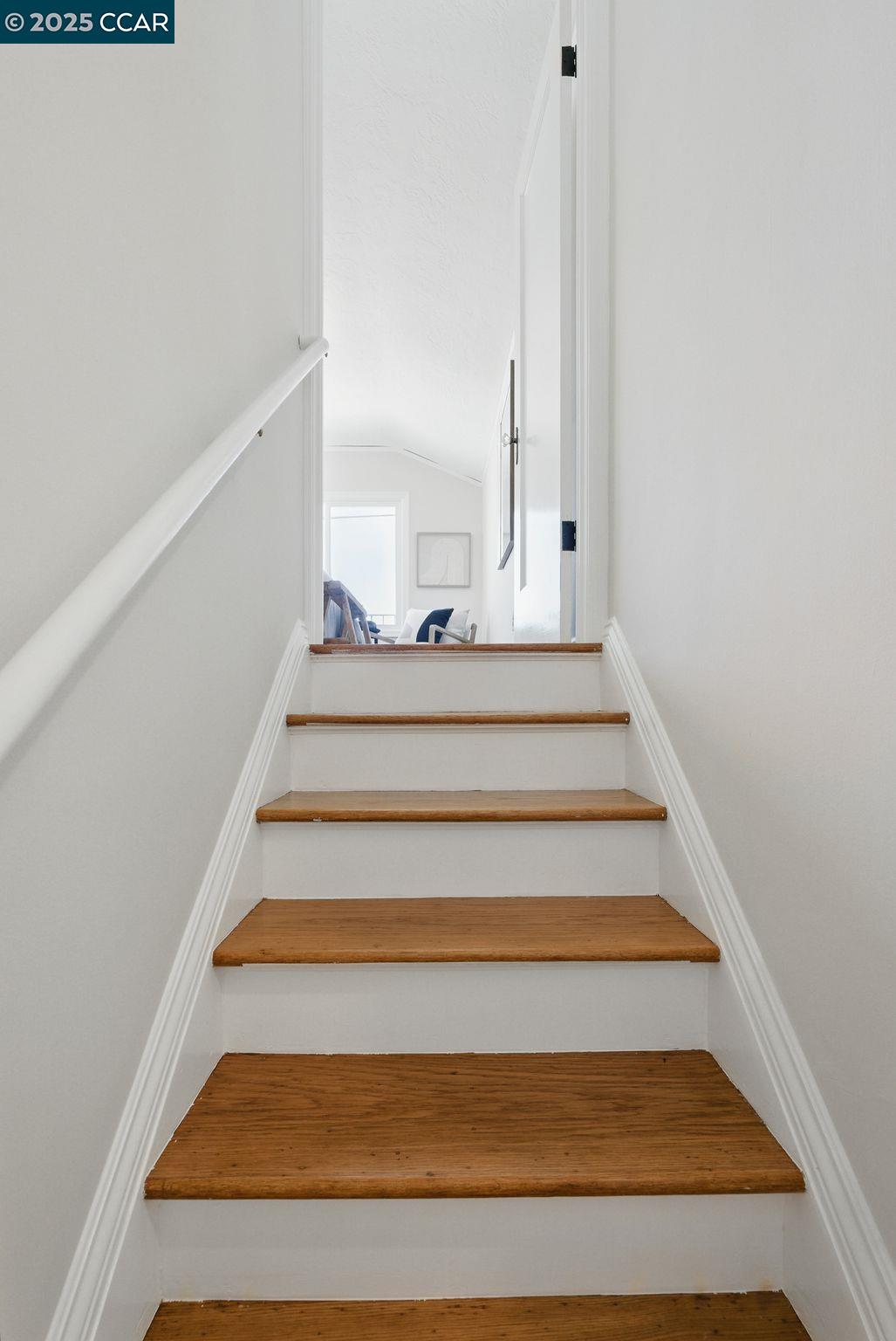 Detail Gallery Image 28 of 53 For 714 Talbot Ave, Albany,  CA 94706 - 2 Beds | 1 Baths