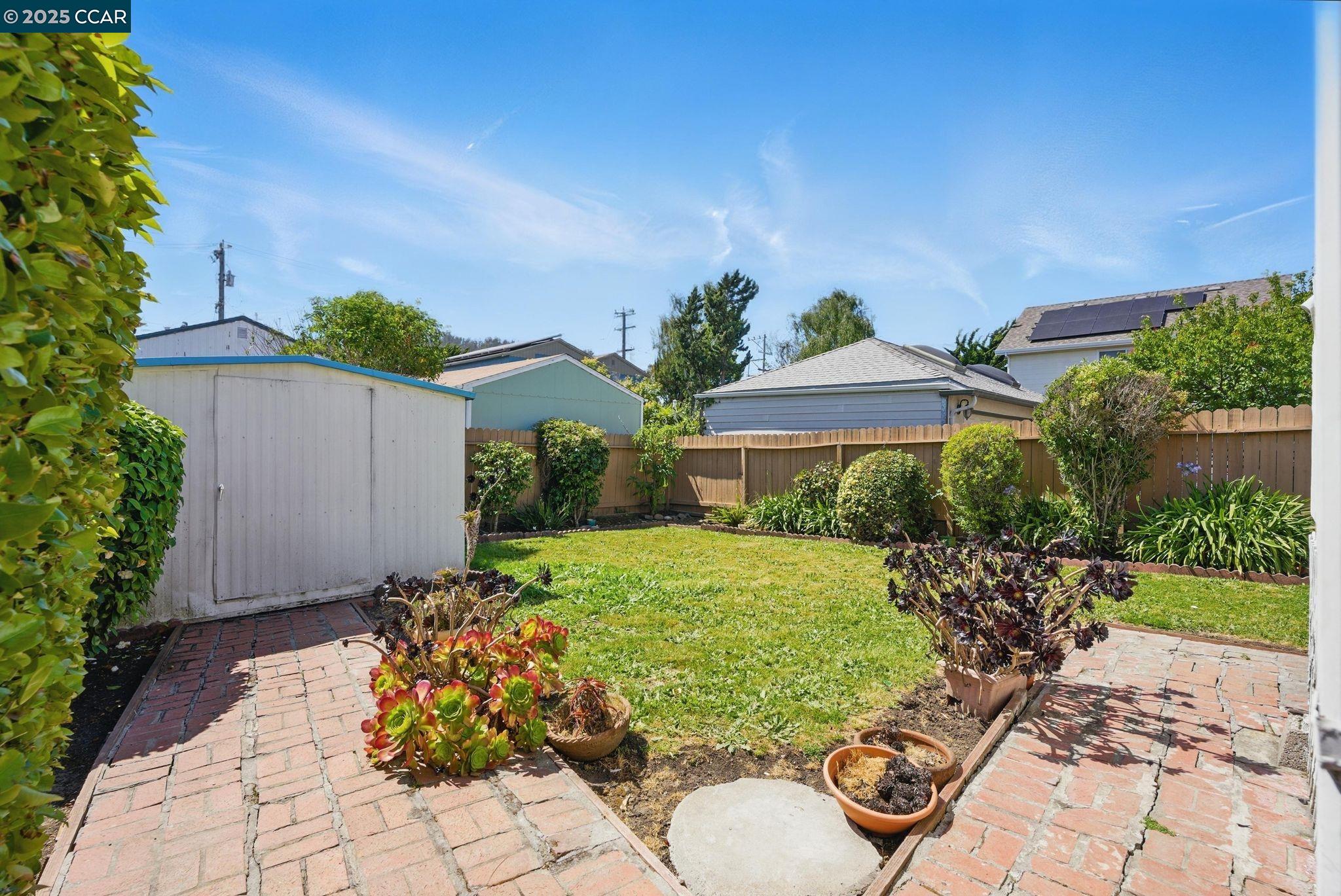 Detail Gallery Image 38 of 53 For 714 Talbot Ave, Albany,  CA 94706 - 2 Beds | 1 Baths