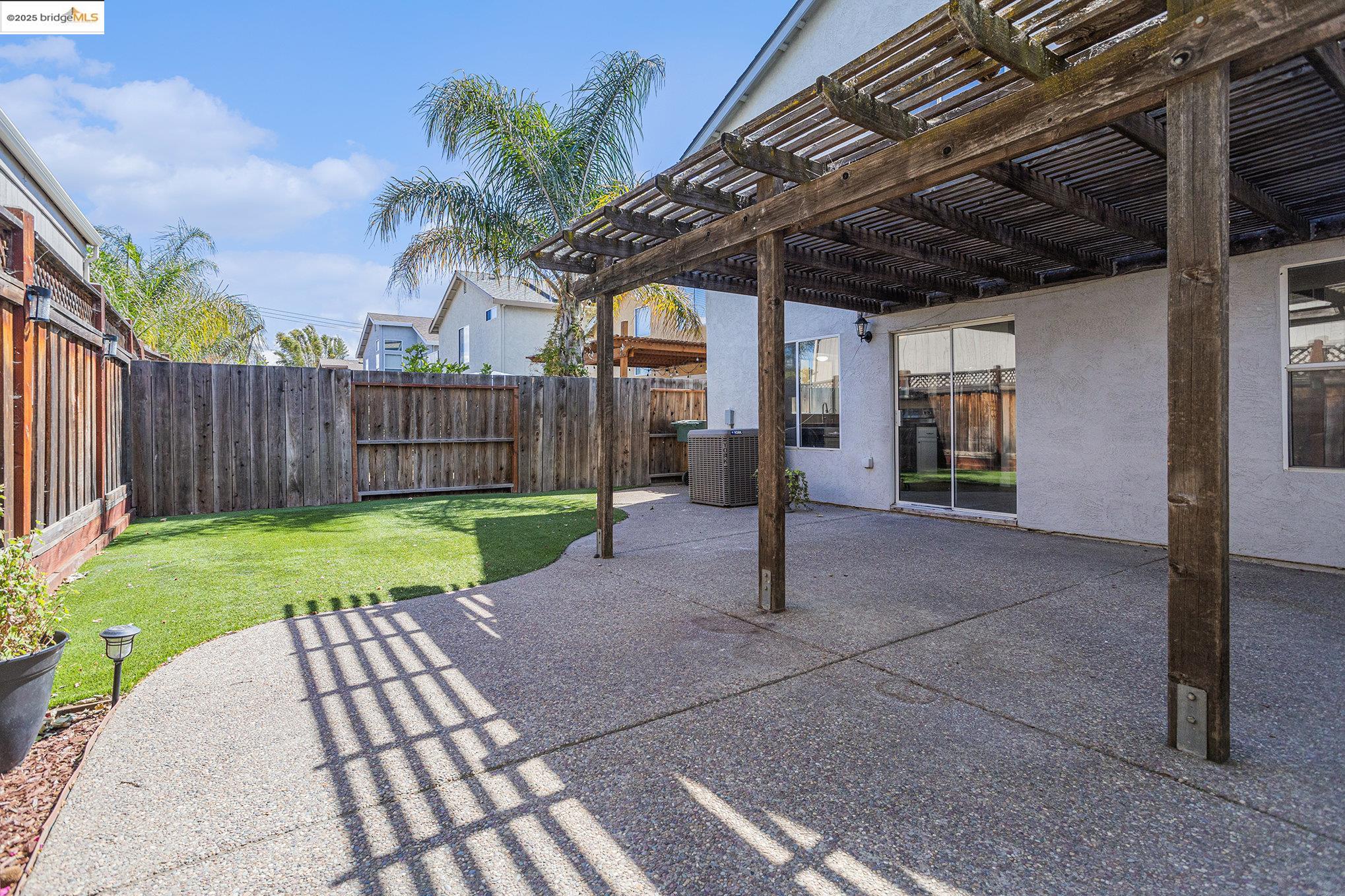 Detail Gallery Image 22 of 25 For 4520 Waterford Way, Oakley,  CA 94561 - 3 Beds | 2/1 Baths