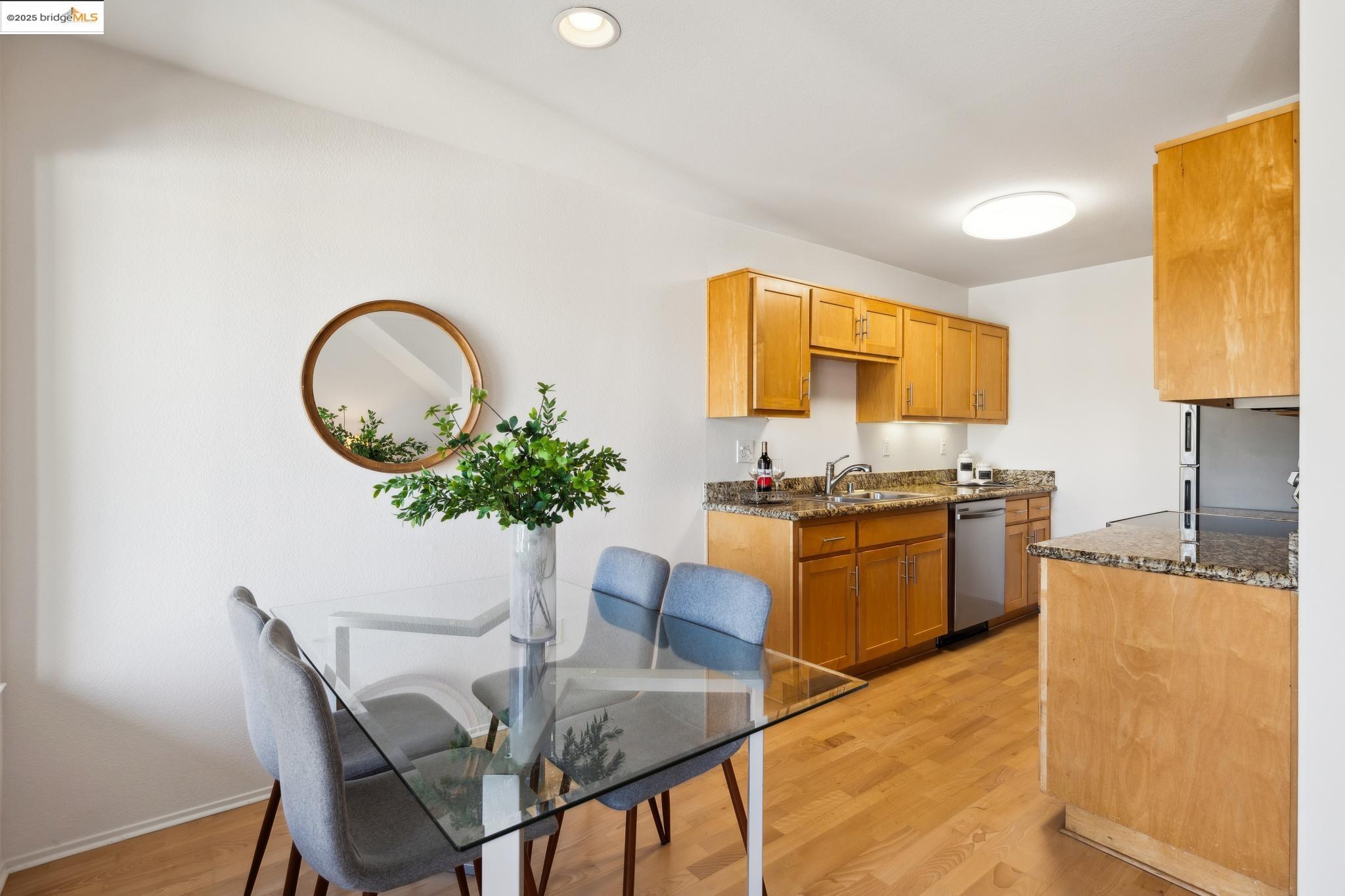 Photo #9: 41097456 Listing: Photo #9