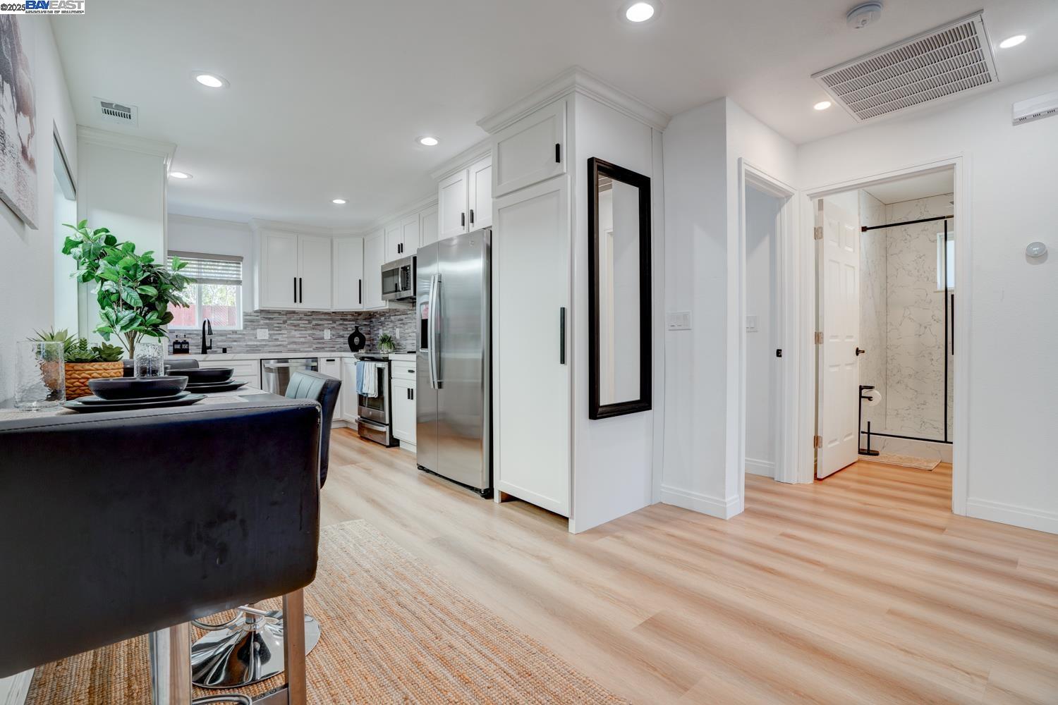 Detail Gallery Image 35 of 60 For 3254 Keith Ave, Castro Valley,  CA 94546 - 5 Beds | 3 Baths