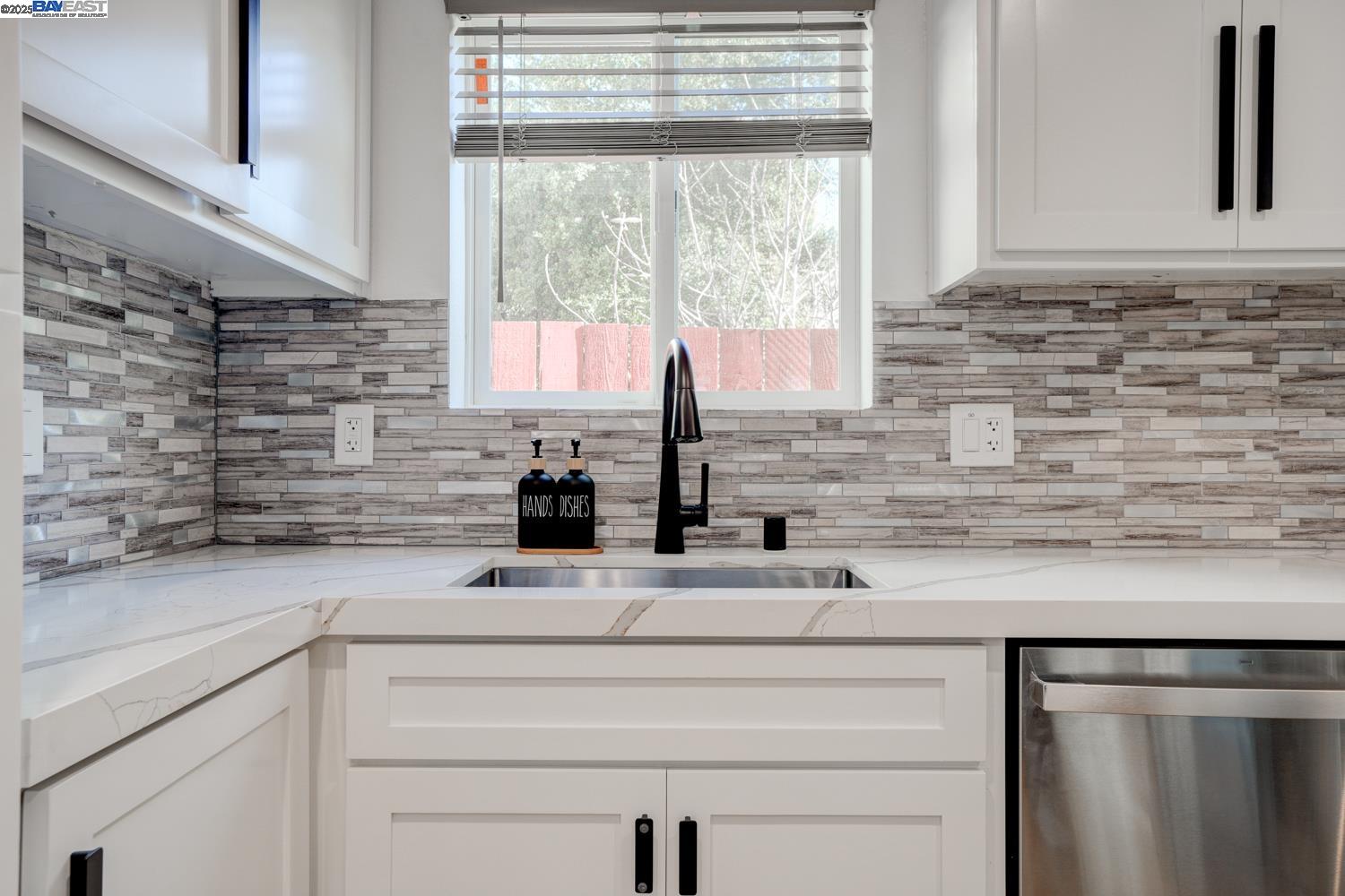 Detail Gallery Image 39 of 60 For 3254 Keith Ave, Castro Valley,  CA 94546 - 5 Beds | 3 Baths