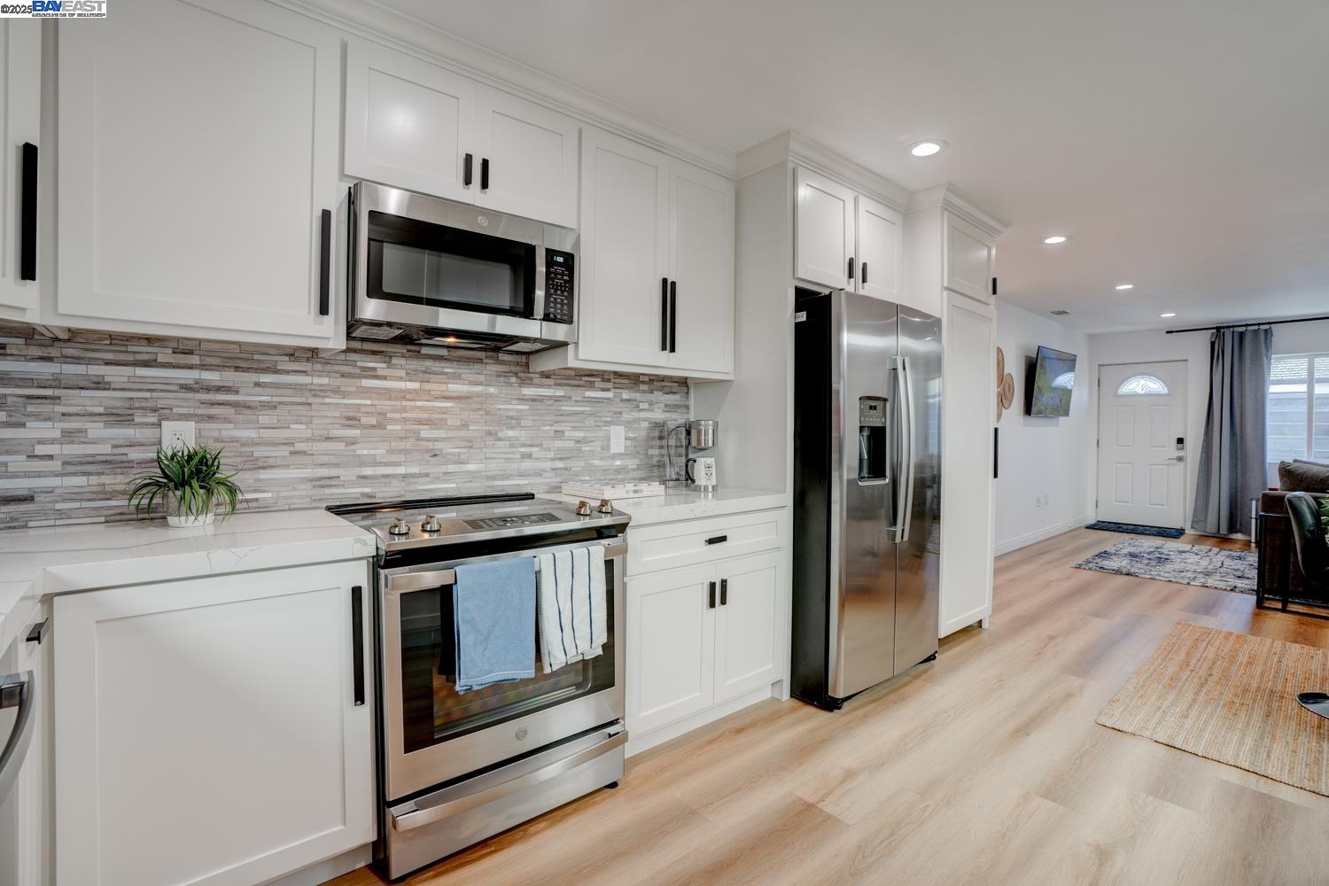 Detail Gallery Image 40 of 60 For 3254 Keith Ave, Castro Valley,  CA 94546 - 5 Beds | 3 Baths