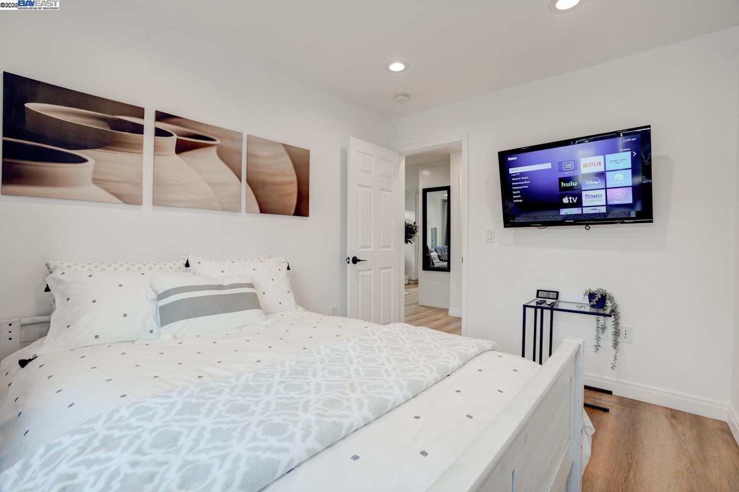 Detail Gallery Image 44 of 60 For 3254 Keith Ave, Castro Valley,  CA 94546 - 5 Beds | 3 Baths