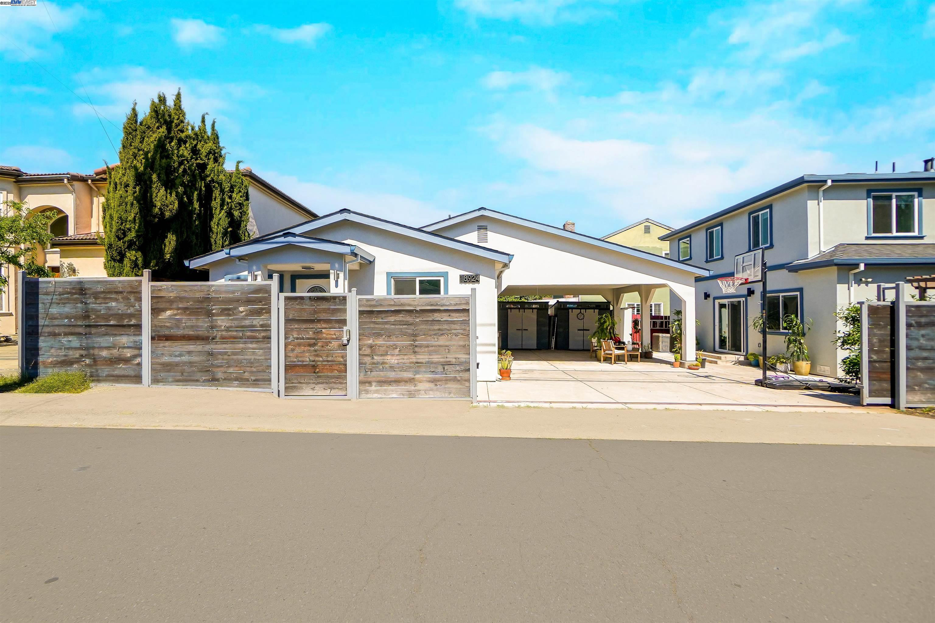 Detail Gallery Image 47 of 60 For 3254 Keith Ave, Castro Valley,  CA 94546 - 5 Beds | 3 Baths