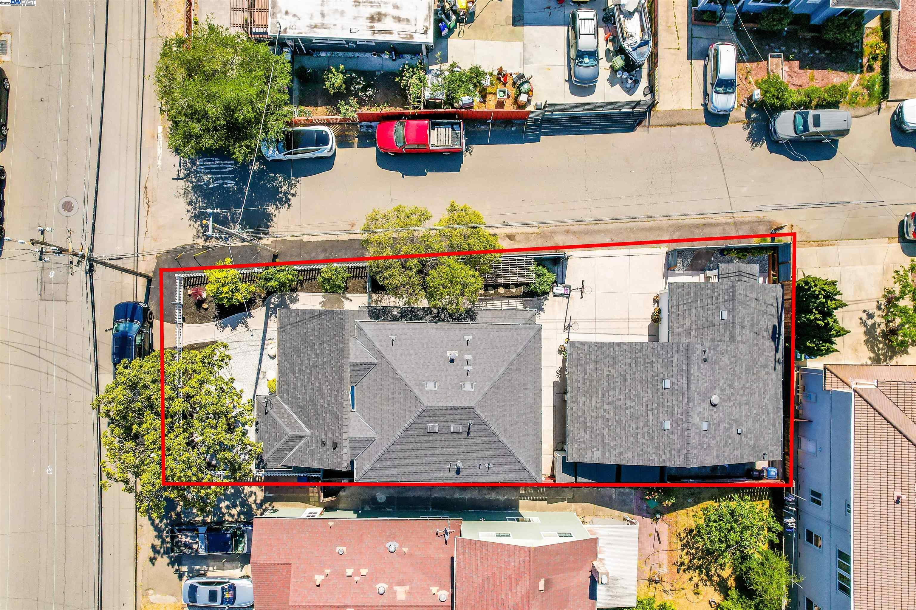 Detail Gallery Image 58 of 60 For 3254 Keith Ave, Castro Valley,  CA 94546 - 5 Beds | 3 Baths