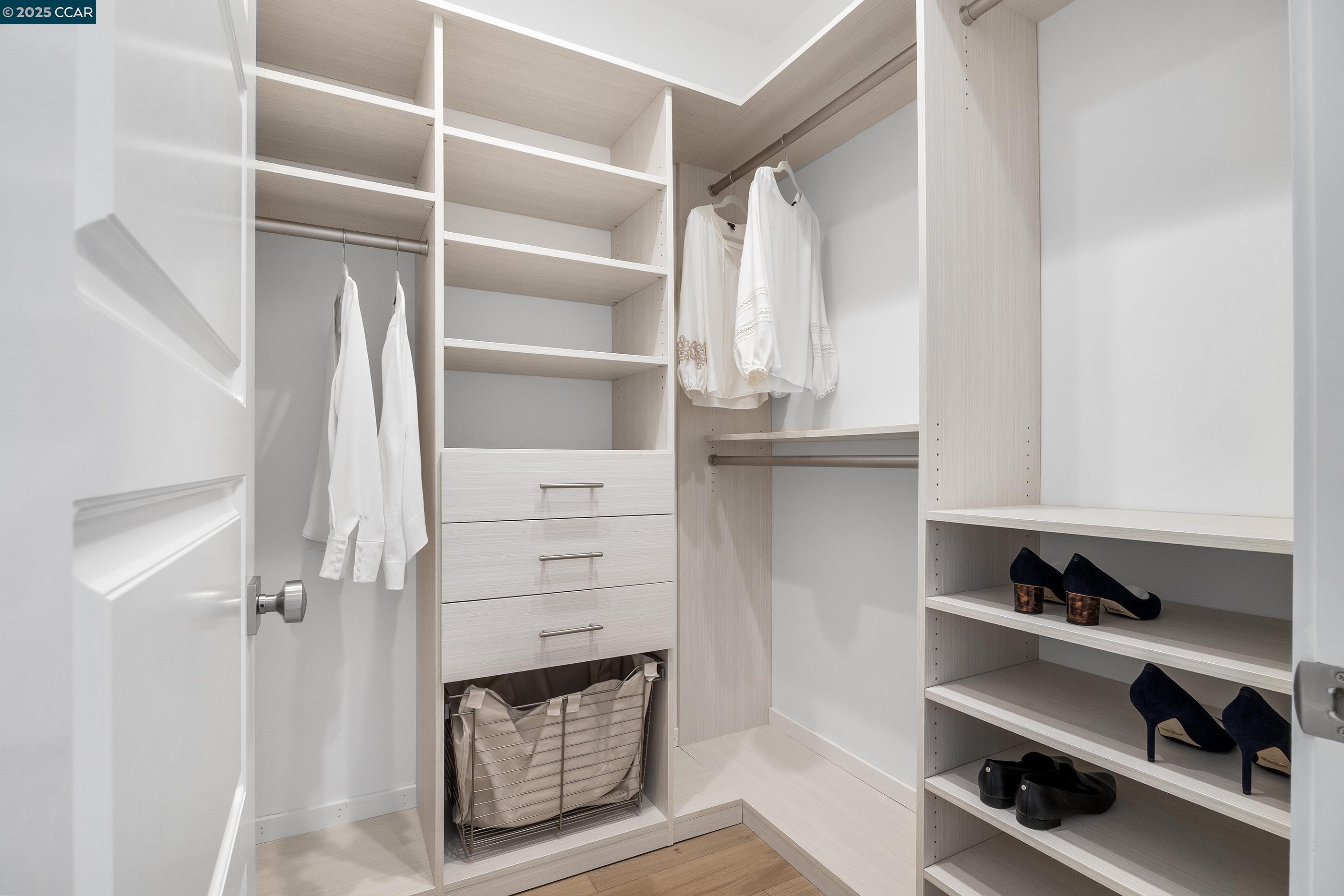 Detail Gallery Image 27 of 60 For 130 Bay Crest Rd, Santa Cruz,  CA 95062 - 3 Beds | 3/1 Baths