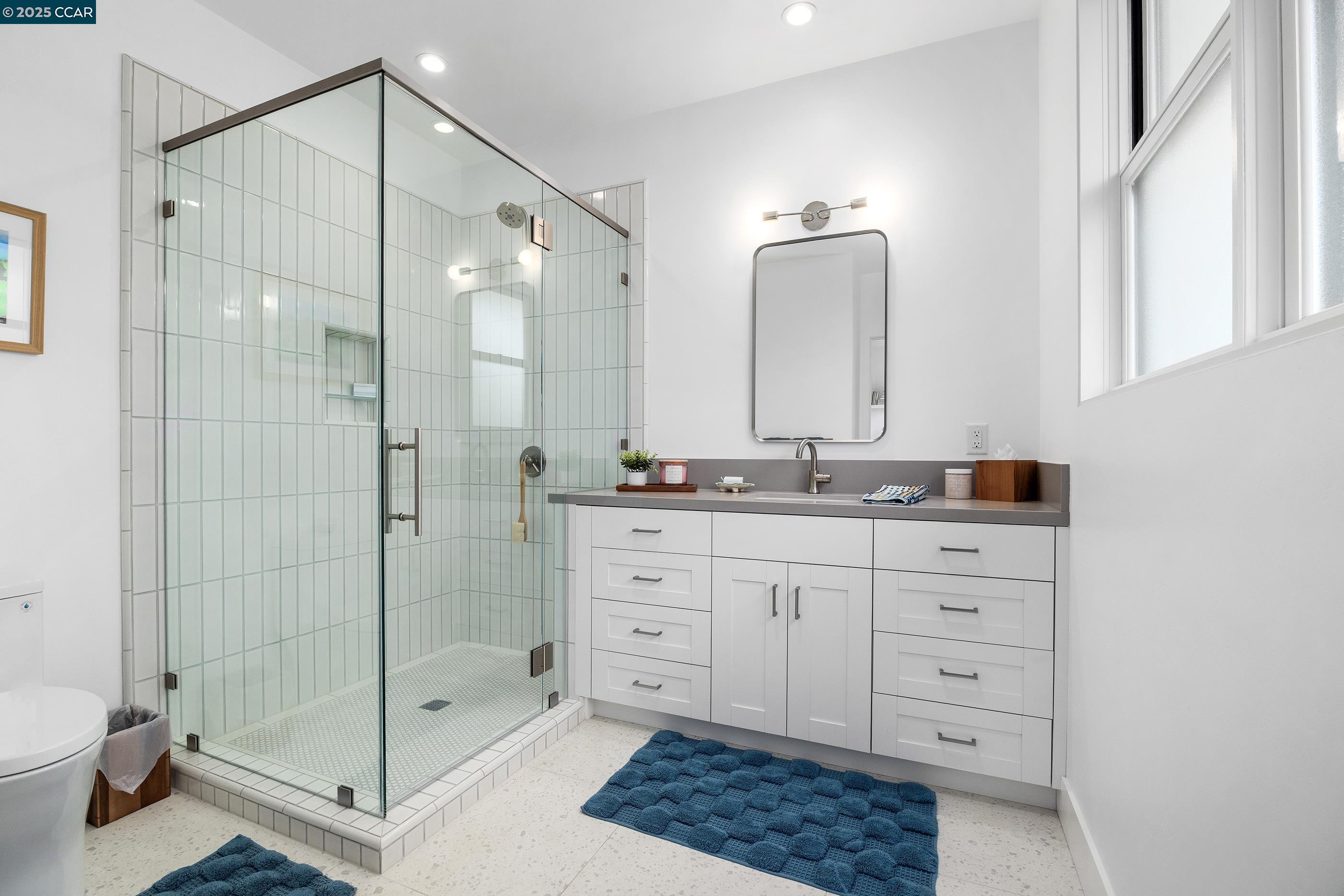 Detail Gallery Image 30 of 60 For 130 Bay Crest Rd, Santa Cruz,  CA 95062 - 3 Beds | 3/1 Baths
