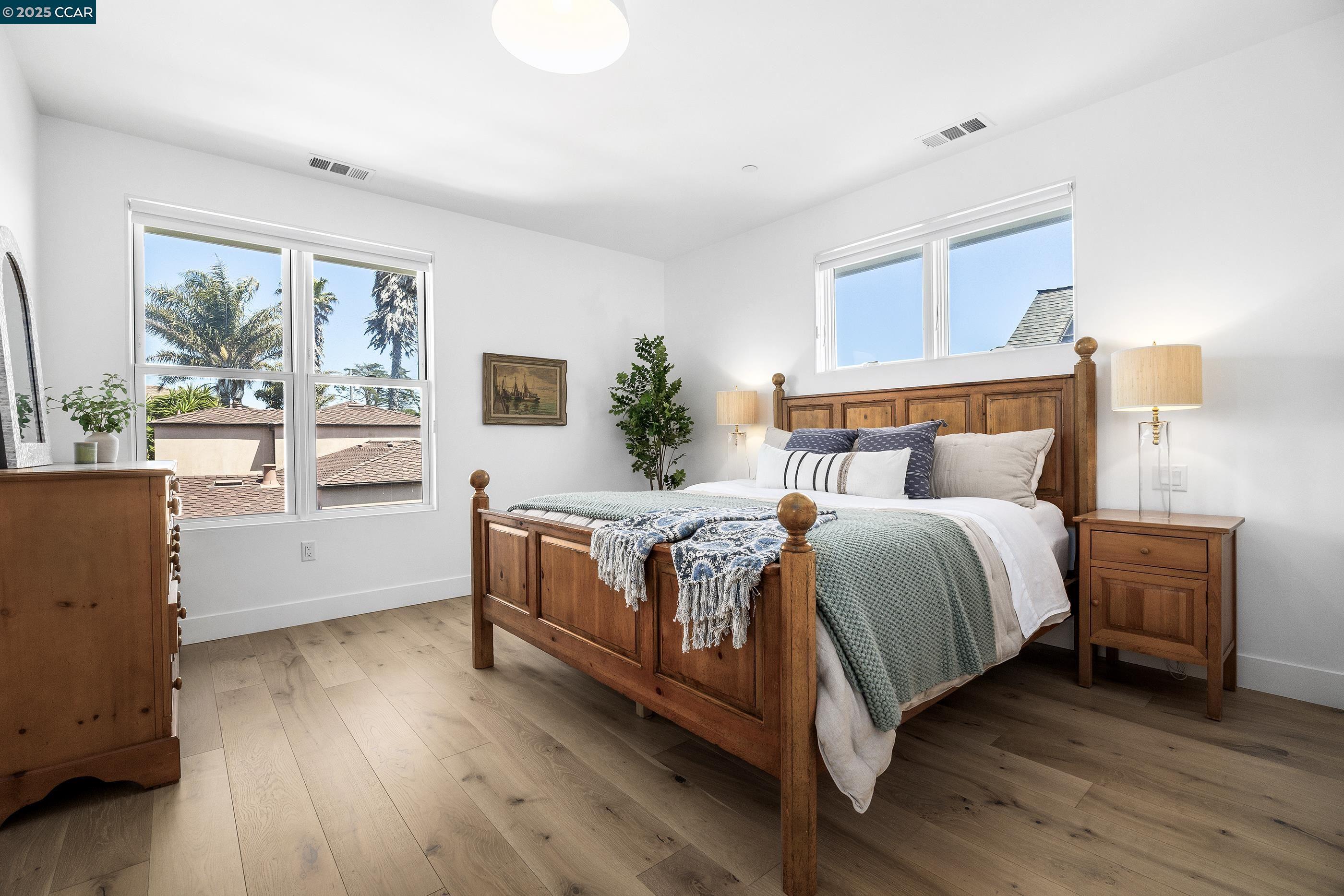 Detail Gallery Image 32 of 60 For 130 Bay Crest Rd, Santa Cruz,  CA 95062 - 3 Beds | 3/1 Baths