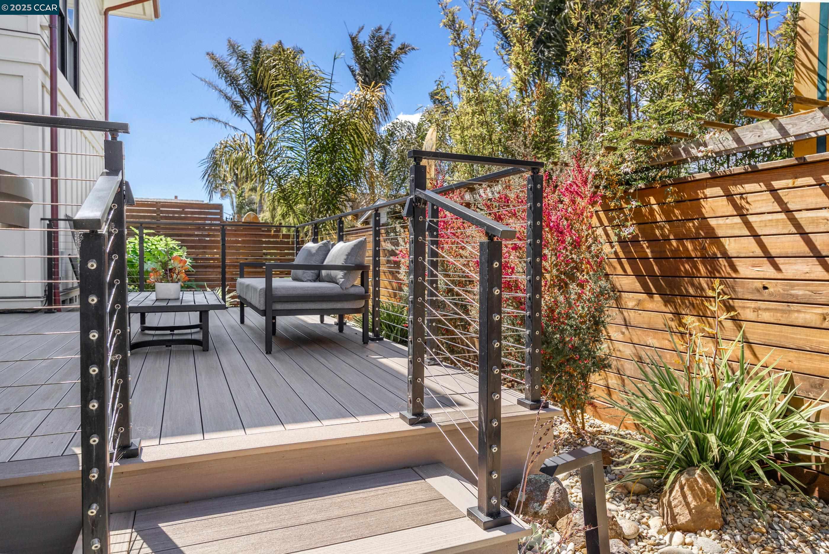 Detail Gallery Image 42 of 60 For 130 Bay Crest Rd, Santa Cruz,  CA 95062 - 3 Beds | 3/1 Baths