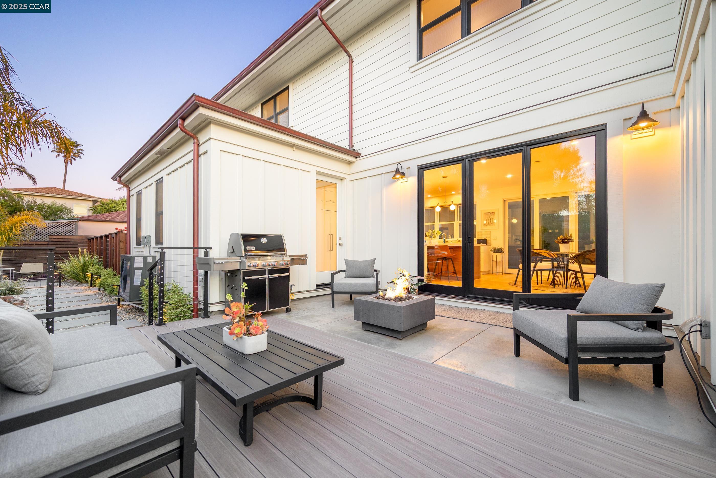 Detail Gallery Image 54 of 60 For 130 Bay Crest Rd, Santa Cruz,  CA 95062 - 3 Beds | 3/1 Baths