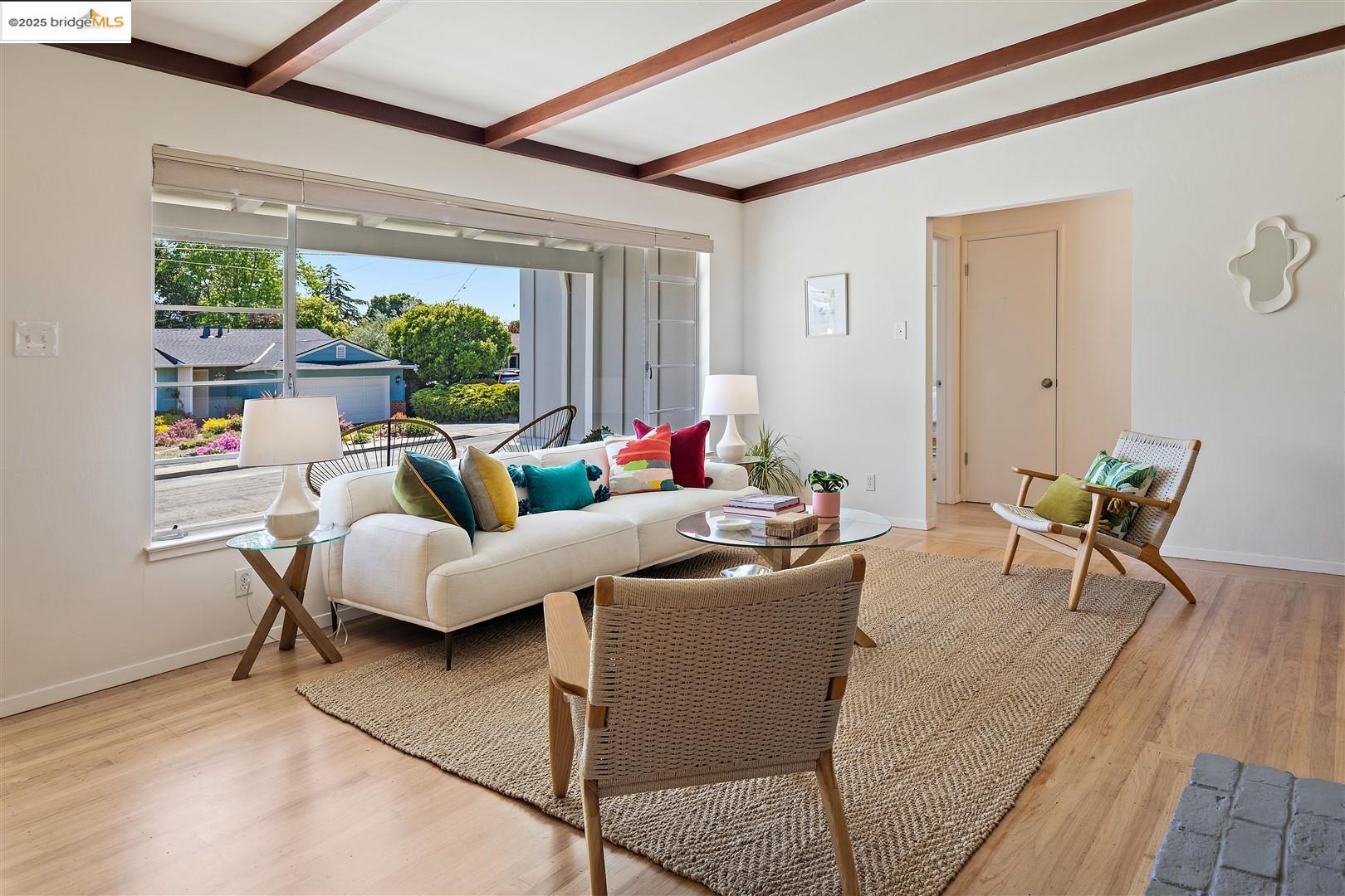 Detail Gallery Image 11 of 43 For 4511 Gregory Way, Richmond,  CA 94803 - 3 Beds | 2 Baths