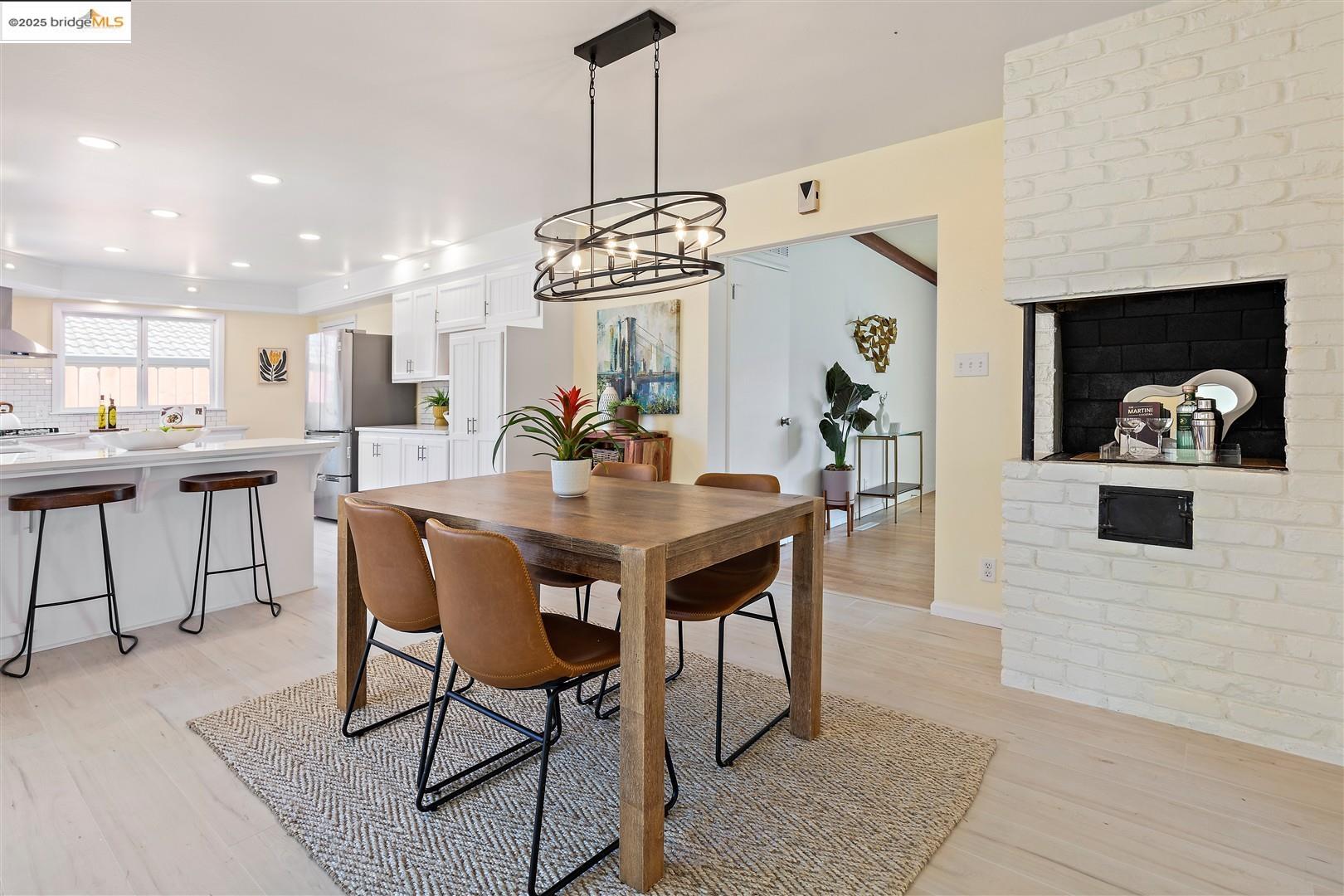 Detail Gallery Image 14 of 43 For 4511 Gregory Way, Richmond,  CA 94803 - 3 Beds | 2 Baths