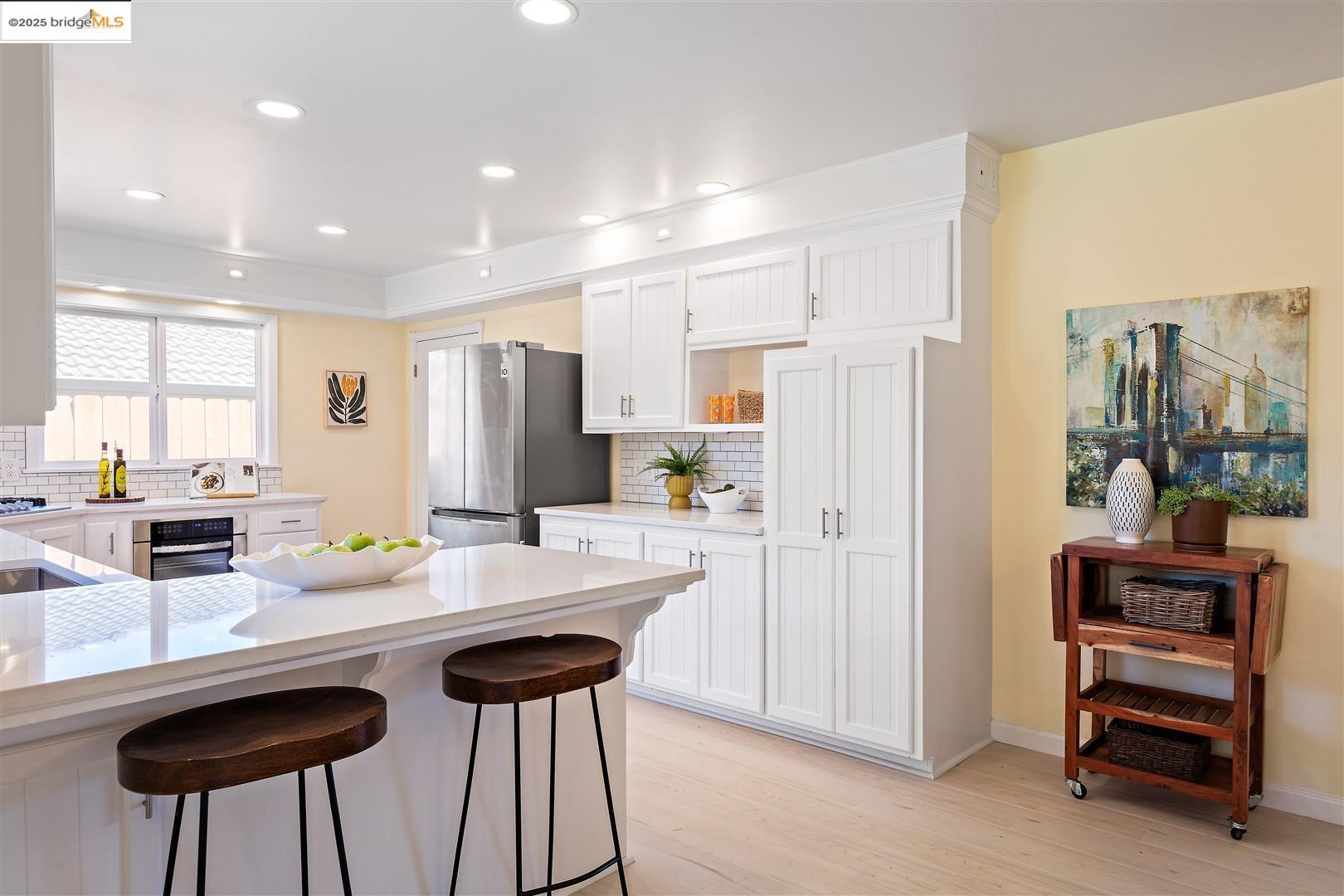 Detail Gallery Image 16 of 43 For 4511 Gregory Way, Richmond,  CA 94803 - 3 Beds | 2 Baths